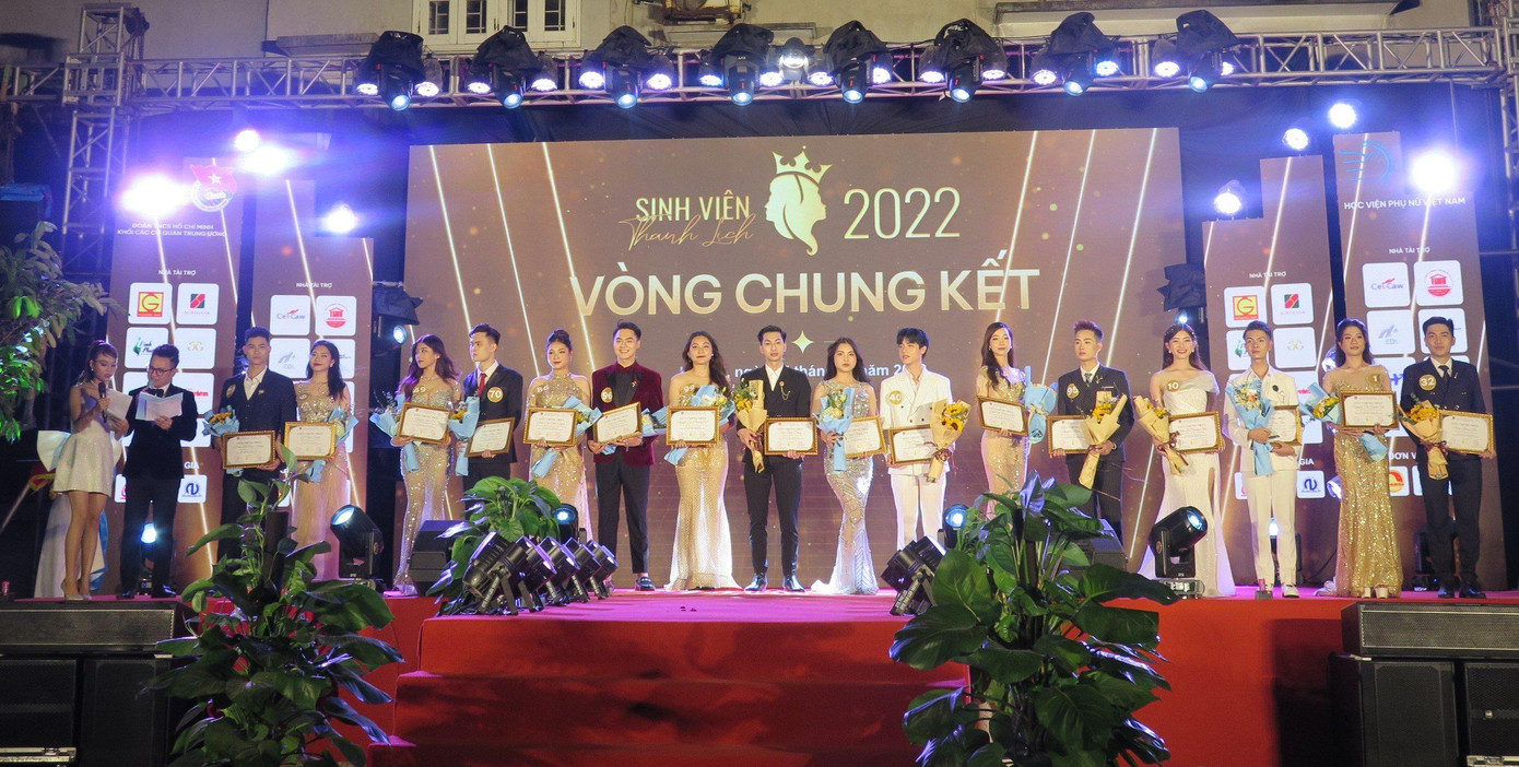 16 thí sinh đến từ các trường đại học, học viện có mặt tại Đêm chung kết cuộc thi.