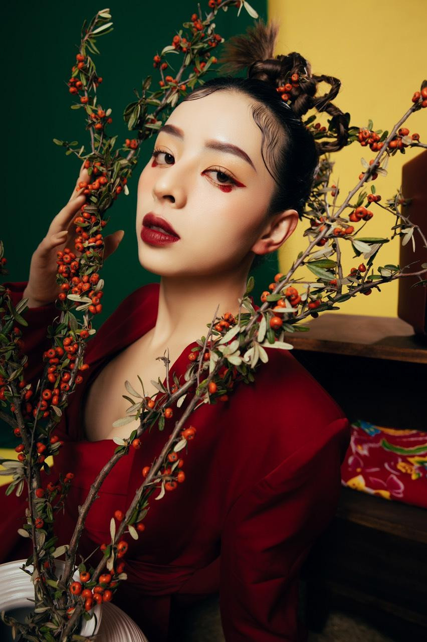 Chỉ khi tìm về với gia đình, trong dịp Tết sum vầy, Gia Hân mới “sạc” được cho mình nguồn năng lượng để tiếp tục cuộc hành trình.