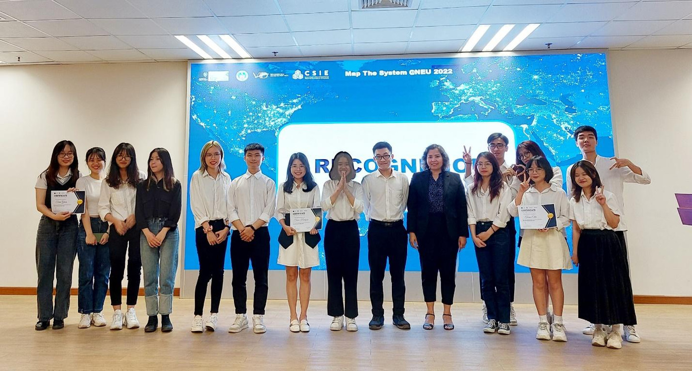 Top 3 đội thi chinh phục khán giả trong chặng cuối cùng của Map the System Vietnam 2022.