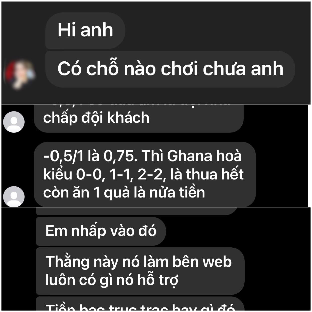 Các đối tượng mời chào tham gia và hướng dẫn nhiệt tình hòng dụ người chơi vào tròng. Các đối tượng mời chào tham gia và hướng dẫn nhiệt tình hòng dụ người chơi vào tròng.