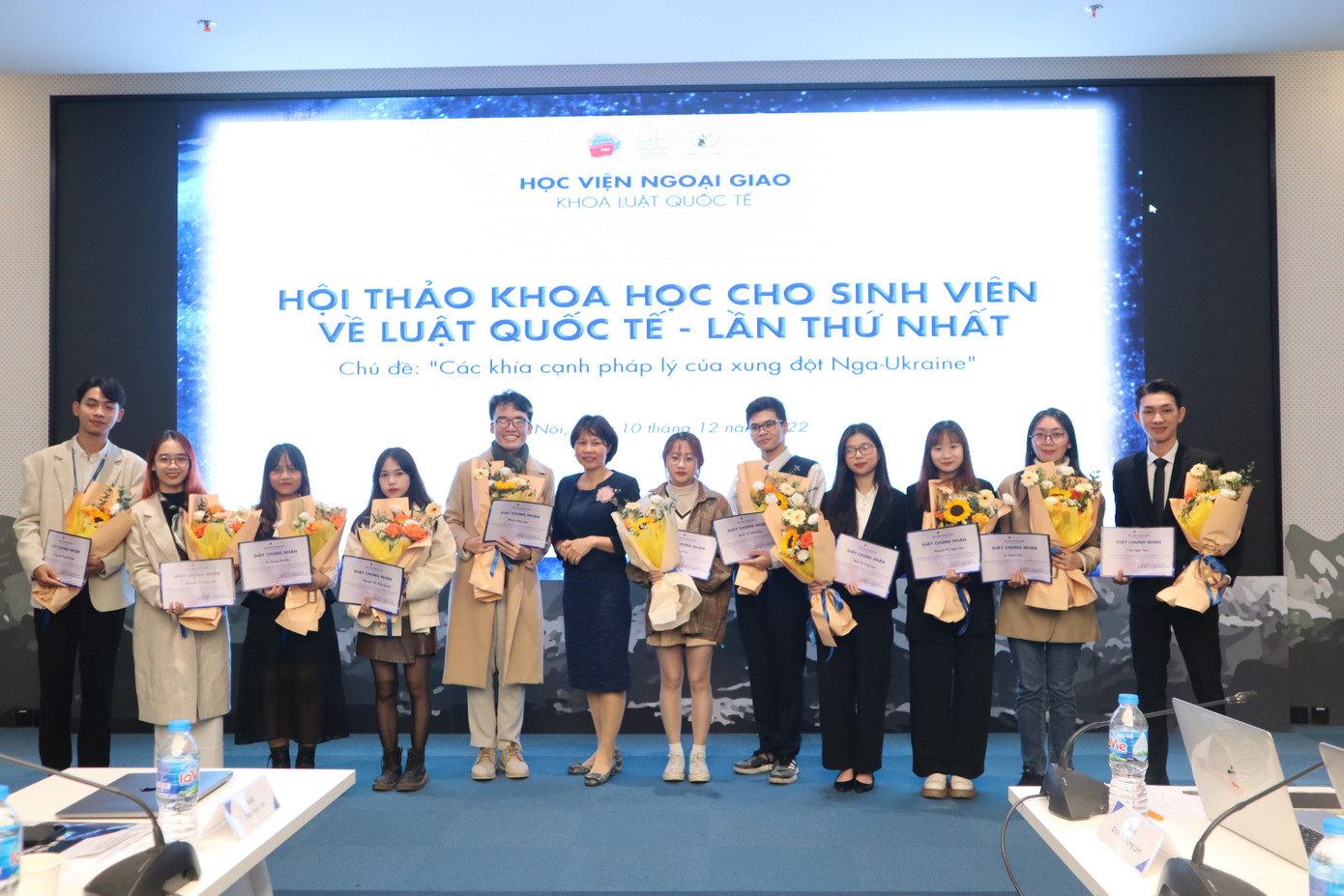 Ngày 10/12/2022, tại Khoa Luật Quốc tế - Học viện Ngoại giao diễn ra Hội thảo Khoa học cho Sinh viên về Luật Quốc tế lần thứ nhất.