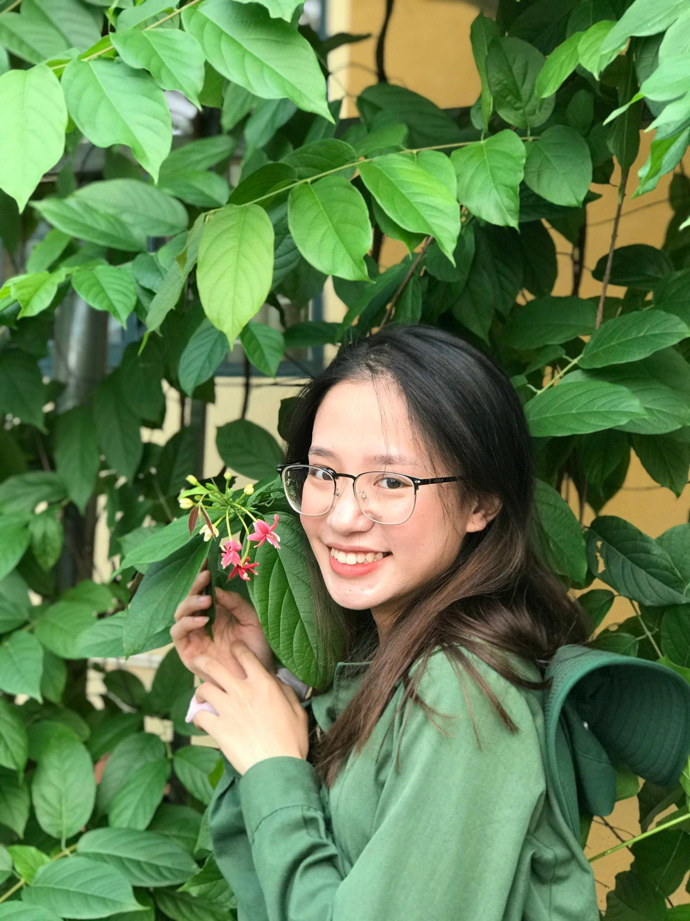 Hồng Huế luôn quan niệm rằng, những danh hiệu chỉ đơn thuần là vẻ bề ngoài và không phản ánh được toàn bộ quá trình.