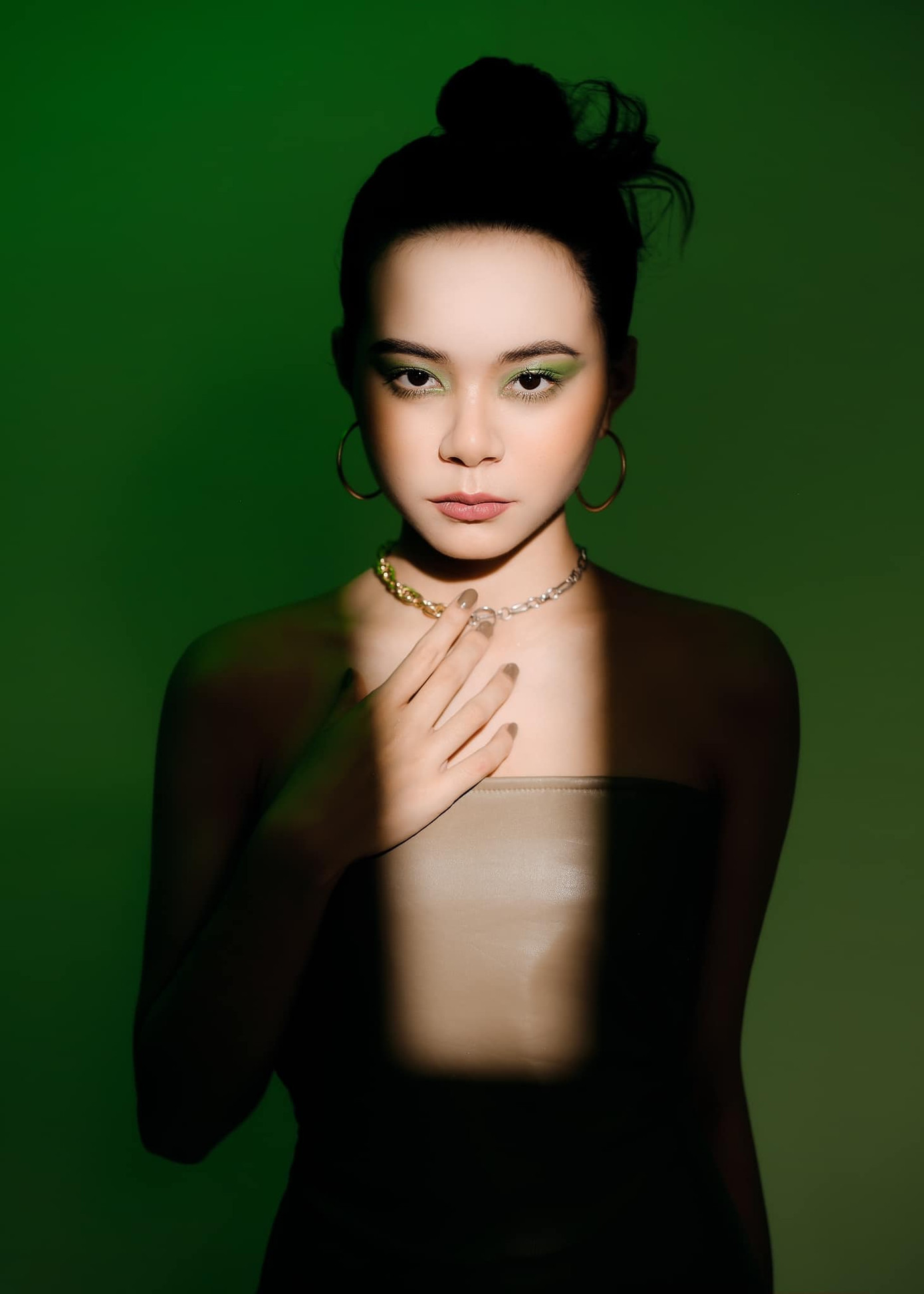 Châu Nhật Vy (sinh năm 2003) hiện đang được biết đến là diễn viên tự do.