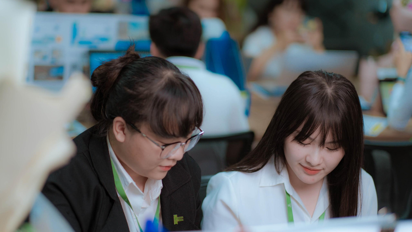 "Tiền lương bao nhiêu là đủ?" là câu hỏi của hầu hết sinh viên đã và đang chuẩn bị ra trường (Ảnh minh họa). "Tiền lương bao nhiêu là đủ?" là câu hỏi của hầu hết sinh viên đã và đang chuẩn bị ra trường (Ảnh minh họa).