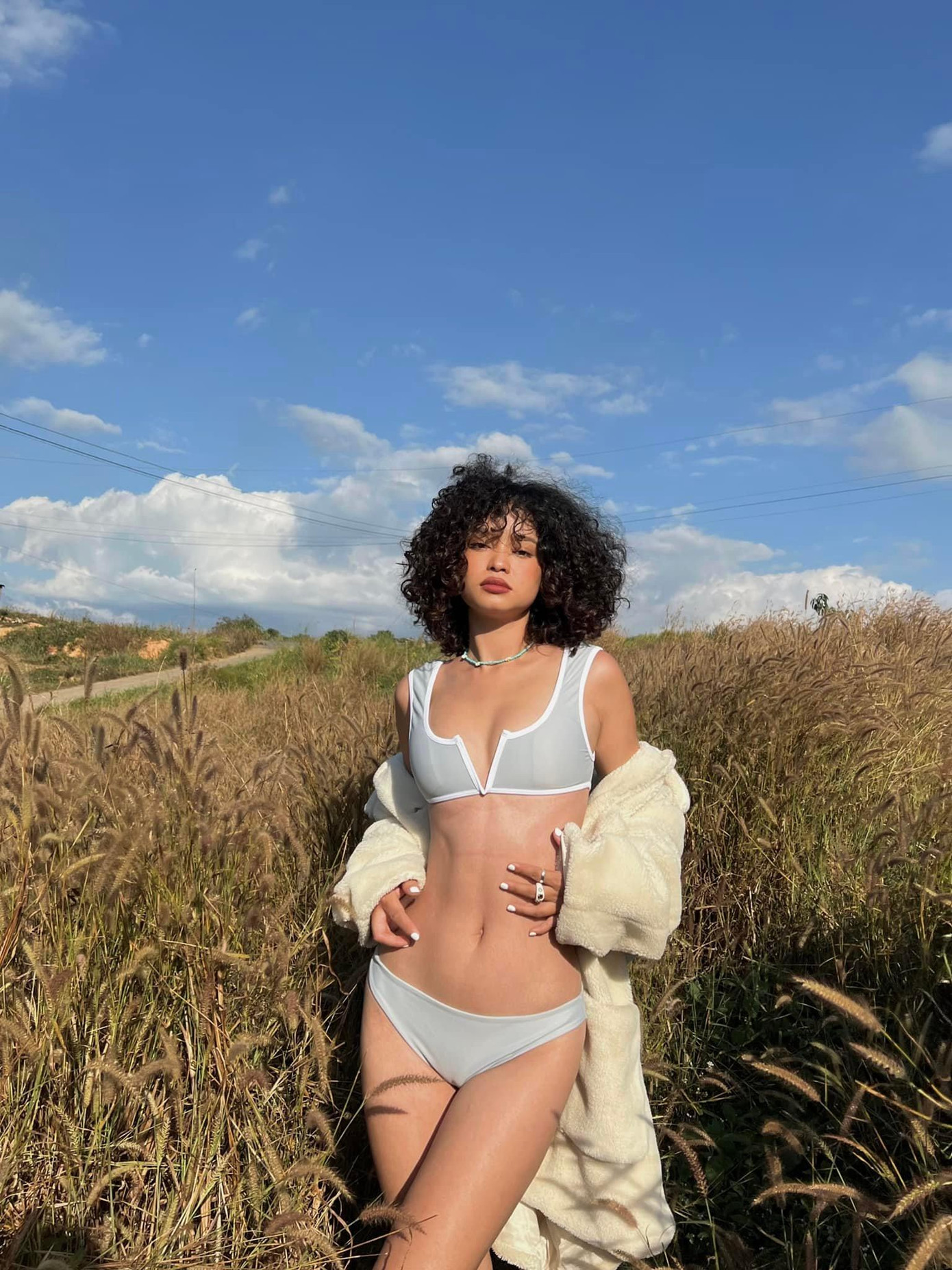 Với chiều cao 1m65, người đẹp là đại diện cho 'team chân ngắn' năm nay. Với chiều cao 1m65, người đẹp là đại diện cho 'team chân ngắn' năm nay.