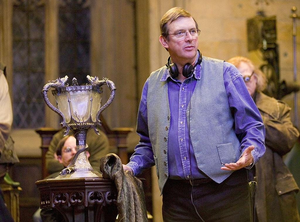 Đạo diễn Mike Newell rạn xương sườn vì chỉ đạo diễn xuất trong ‘Harry Potter và Chiếc cốc lửa'. Đạo diễn Mike Newell rạn xương sườn vì chỉ đạo diễn xuất trong ‘Harry Potter và Chiếc cốc lửa'.