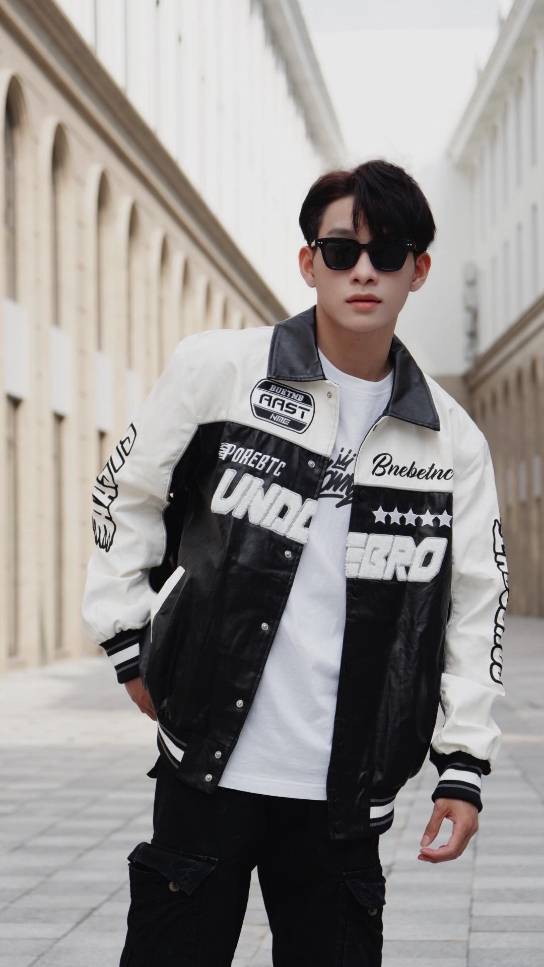 Lưu Hiệp sở hữu một ngoại hình vô cùng sáng, gương mặt góc cạnh cùng chiều cao 1m74 chính là lợi thế của anh chàng. Lưu Hiệp sở hữu một ngoại hình vô cùng sáng, gương mặt góc cạnh cùng chiều cao 1m74 chính là lợi thế của anh chàng.