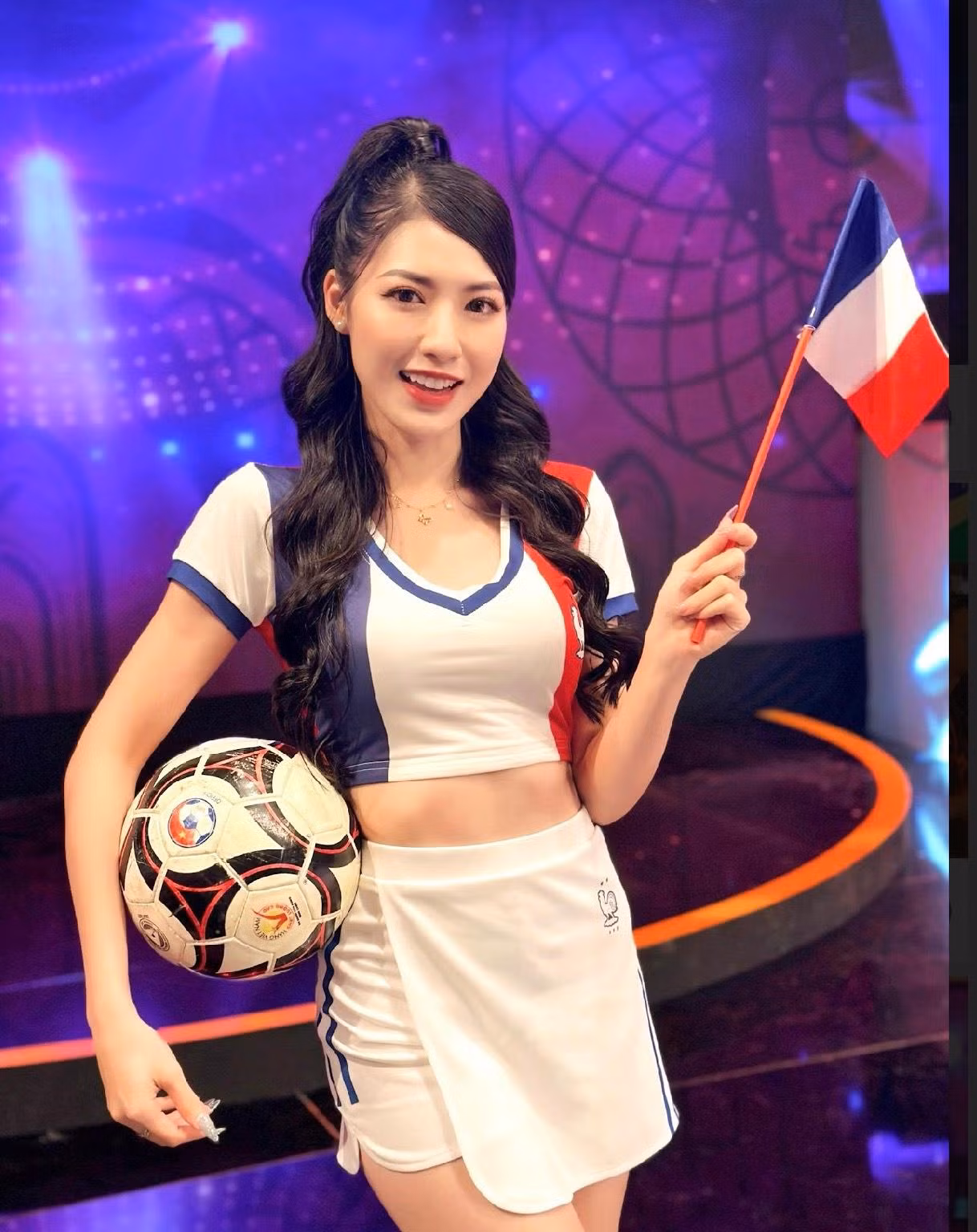 Phạm Hoàng Giang (biệt danh Zang Korean) vừa tốt nghiệp Khoa Thiết kế Nội thất, Trường Đại học Mỹ thuật Công nghiệp.