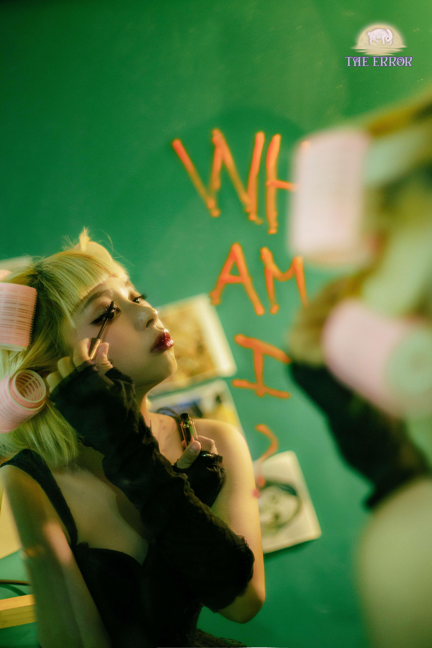 Chỉ khi đã đánh đổi quá nhiều và nhìn lại, ta mới nhận ra sự hoàn mỹ mà ta hằng mong muốn cũng chẳng hề trọn vẹn. Chỉ khi đã đánh đổi quá nhiều và nhìn lại, ta mới nhận ra sự hoàn mỹ mà ta hằng mong muốn cũng chẳng hề trọn vẹn.