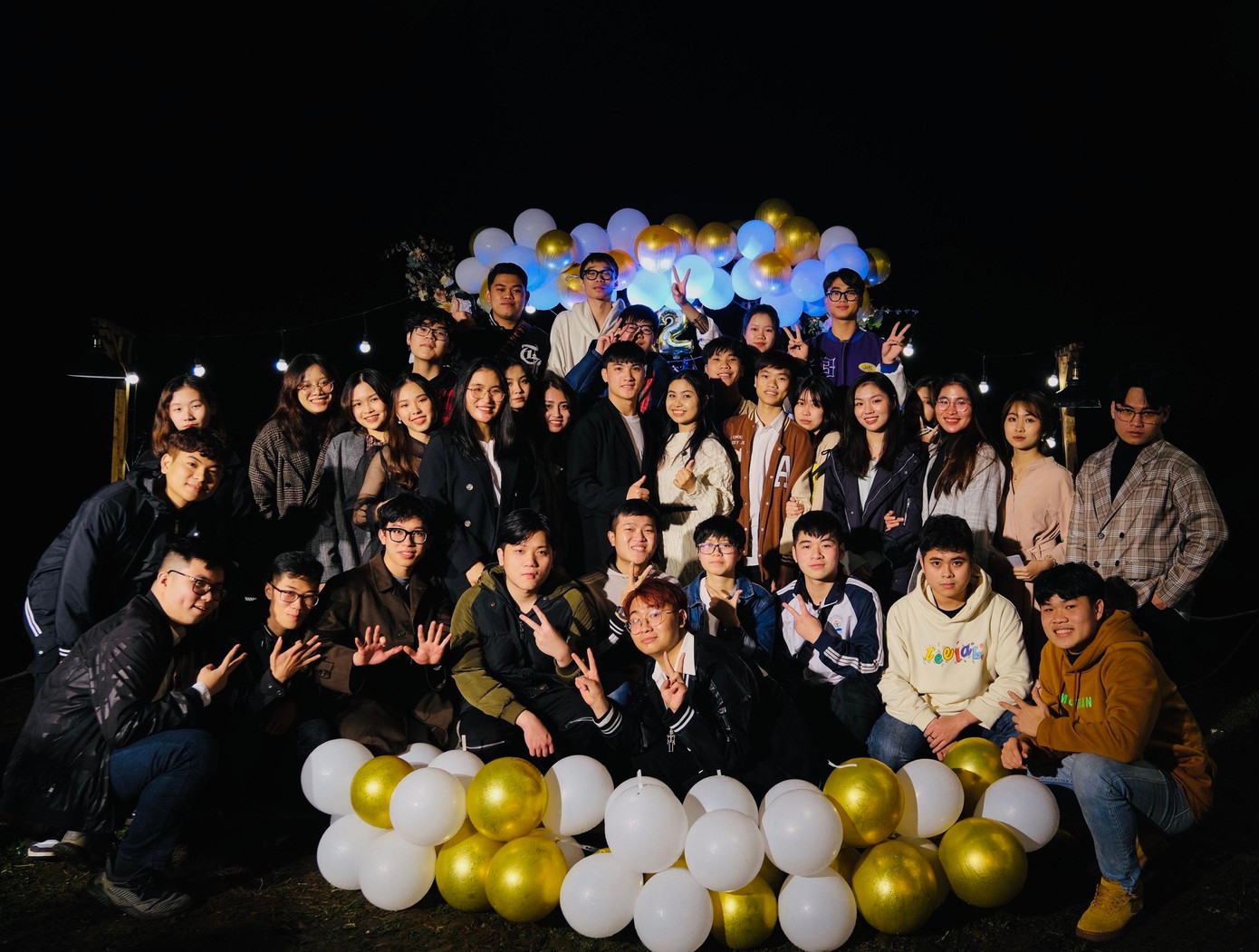 Có lẽ, những năm tháng cấp 3 chính là quãng thời gian bổ ích, ý nghĩa nhất với chàng trai này. Có lẽ, những năm tháng cấp 3 chính là quãng thời gian bổ ích, ý nghĩa nhất với chàng trai này.