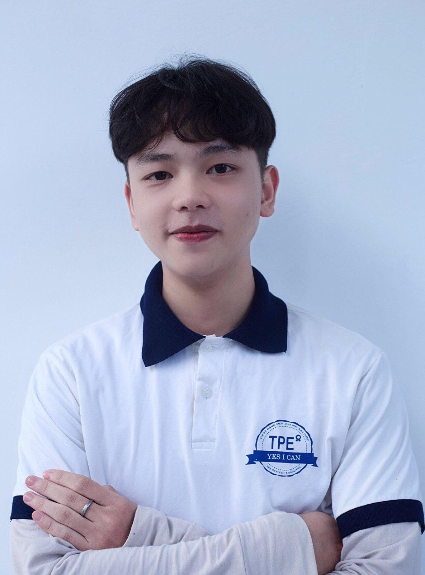 Nguyễn Quang Kiên sinh viên năm 3 chuyên ngành Kinh tế xây dựng, Khoa Kinh tế và Quản lý xây dựng, trường Đại học Xây dựng Hà Nội. Nguyễn Quang Kiên sinh viên năm 3 chuyên ngành Kinh tế xây dựng, Khoa Kinh tế và Quản lý xây dựng, trường Đại học Xây dựng Hà Nội.