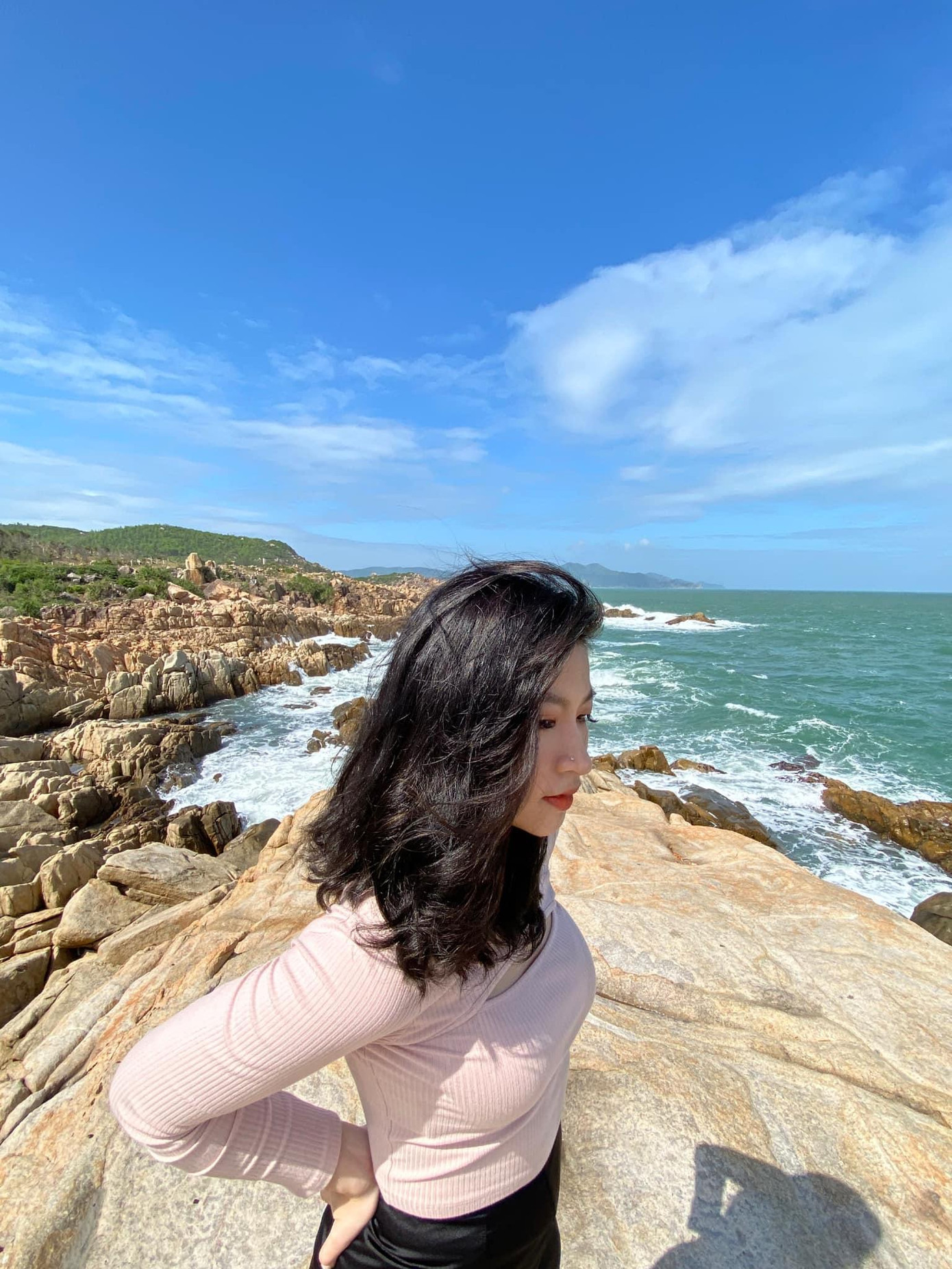 Cô bạn không thích ở lì 1 chỗ nên thường tham gia rất nhiều hoạt động của trường