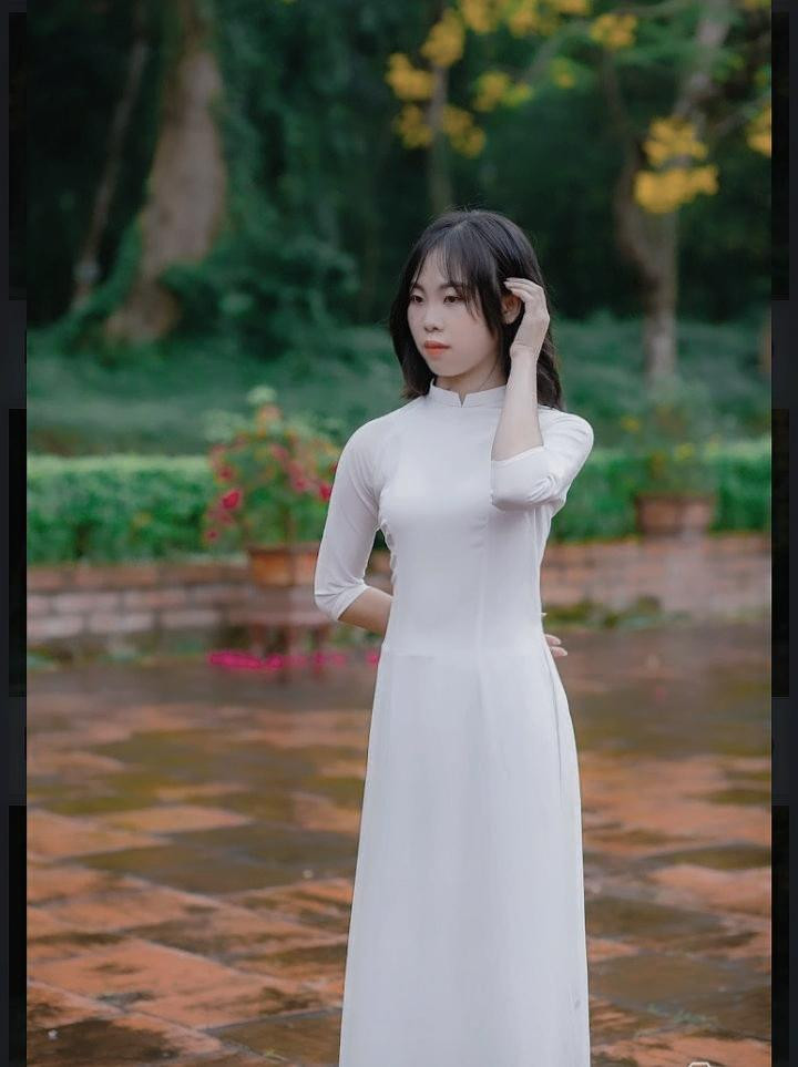 Nguyễn Linh hiện đang là sinh viên khoa Sư phạm - Ngành Giáo dục Tiểu học, Trường Đại học Giáo dục - Đại học Quốc gia Hà Nội. Nguyễn Linh hiện đang là sinh viên khoa Sư phạm - Ngành Giáo dục Tiểu học, Trường Đại học Giáo dục - Đại học Quốc gia Hà Nội.