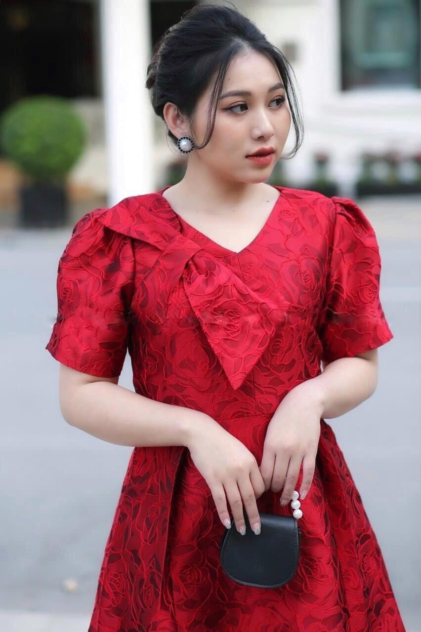 Hà Chi đang là mẫu ảnh tại Hà Nội. Hà Chi đang là mẫu ảnh tại Hà Nội.