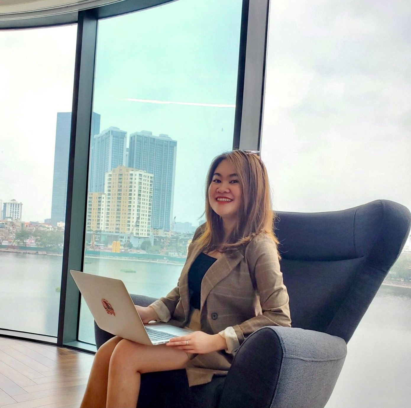 Vũ Thùy Linh (sinh năm 2000, đến từ Phú Thọ) đang theo học ngành Công nghệ Sinh học, thuộc Khoa Hóa &amp; Môi trường, Trường Đại học Thủy lợi.