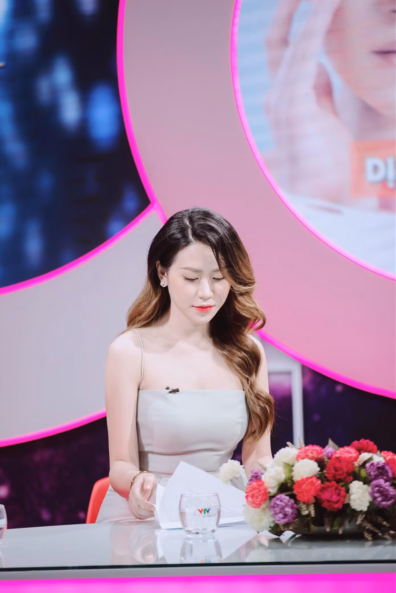 Nhật Anh chia sẻ:"Vượt qua các thí sinh khác để giành danh hiệu Người đẹp Thời trang, mình thấy rất vui và tự hào, xen lẫn chút hồi hộp, hạnh phúc."