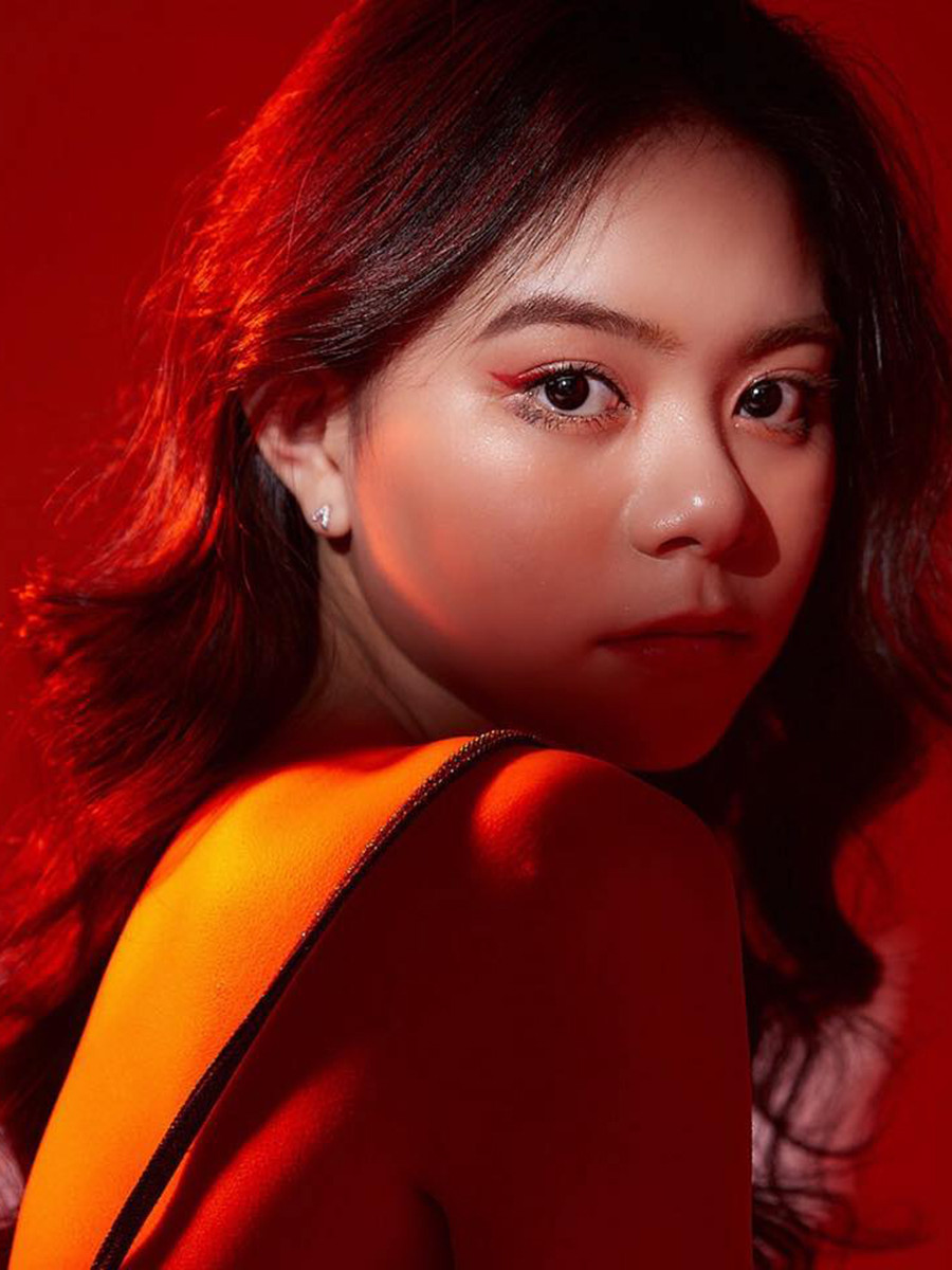 Với Nhật Vy, làm nghệ thuật chưa bao giờ là con đường dễ dàng!