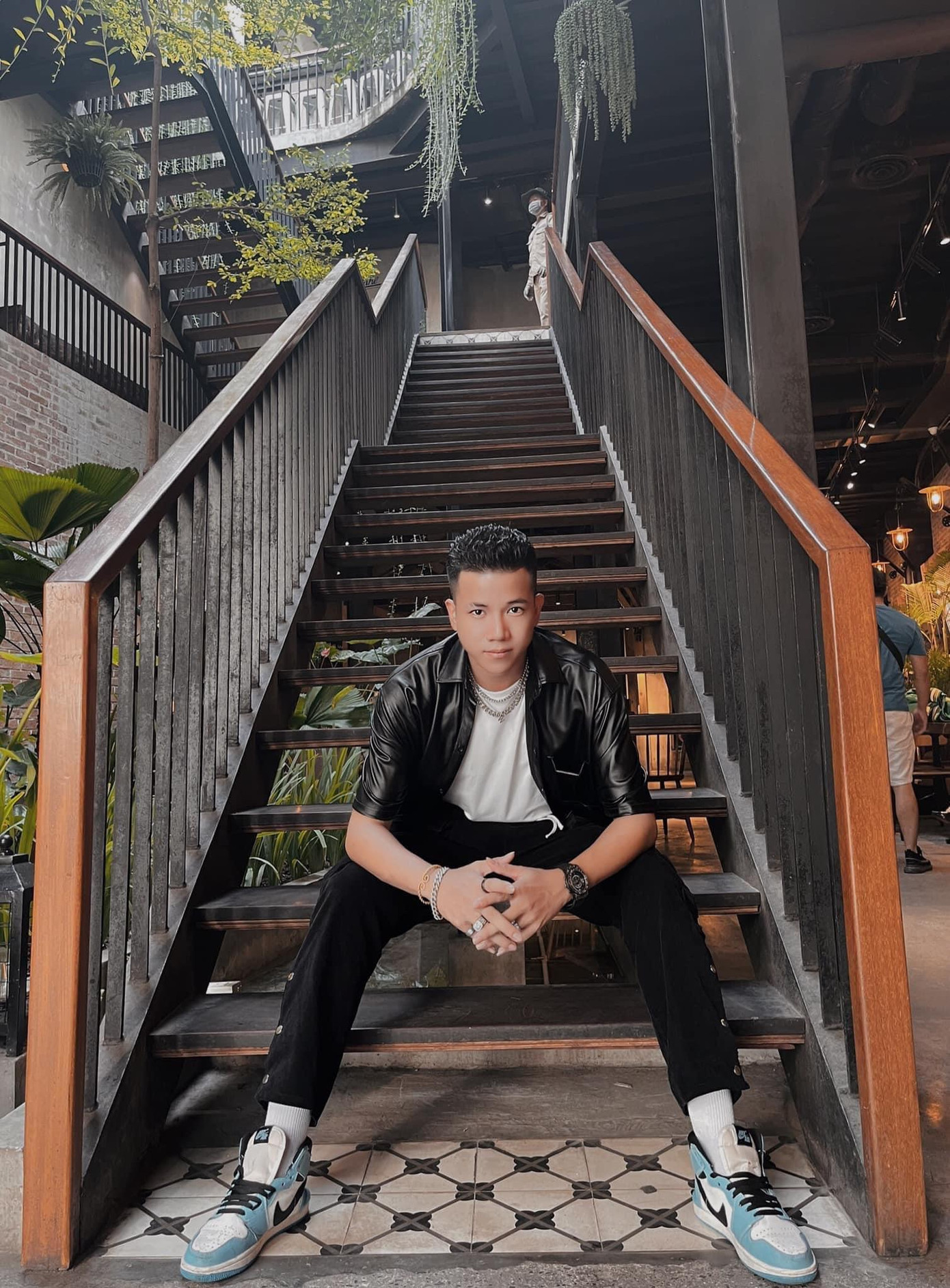 Trịnh Sơn - Quán quân dòng nhạc nhẹ Sao Mai toàn quốc 2022. Trịnh Sơn - Quán quân dòng nhạc nhẹ Sao Mai toàn quốc 2022.