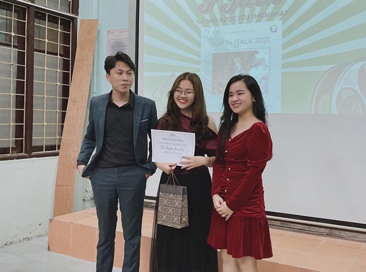 Qua việc tham gia các hoạt động, cuộc thi với vai trò khác nhau giúp Lan Anh có thêm nhiều kinh nghiệm, sự tự tin, bản lĩnh xử lý các vấn đề.