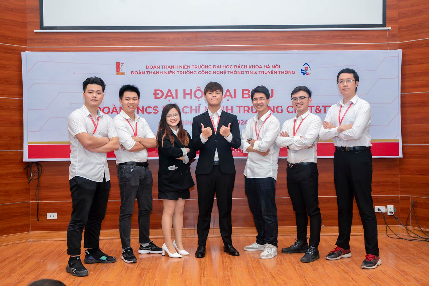 Lại Quốc Trung luôn hết mình tham gia các hoạt động của Đoàn đội và sinh hoạt tích cực tại câu lạc bộ của trường.