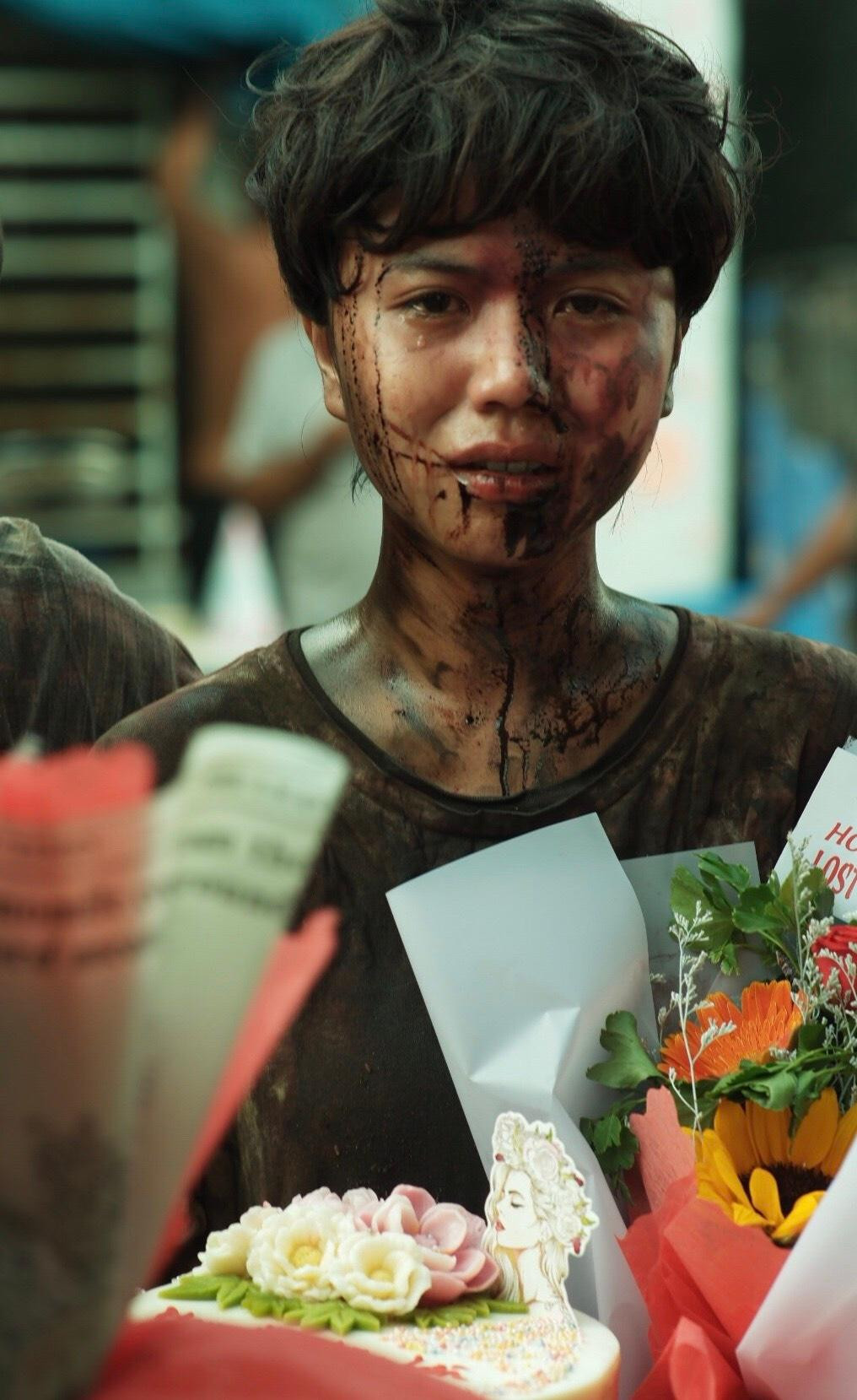 Thói quen rèn luyện kĩ năng diễn xuất thông qua việc xem phim giúp cho Vy biến hóa nhiều hơn trong các vai diễn.