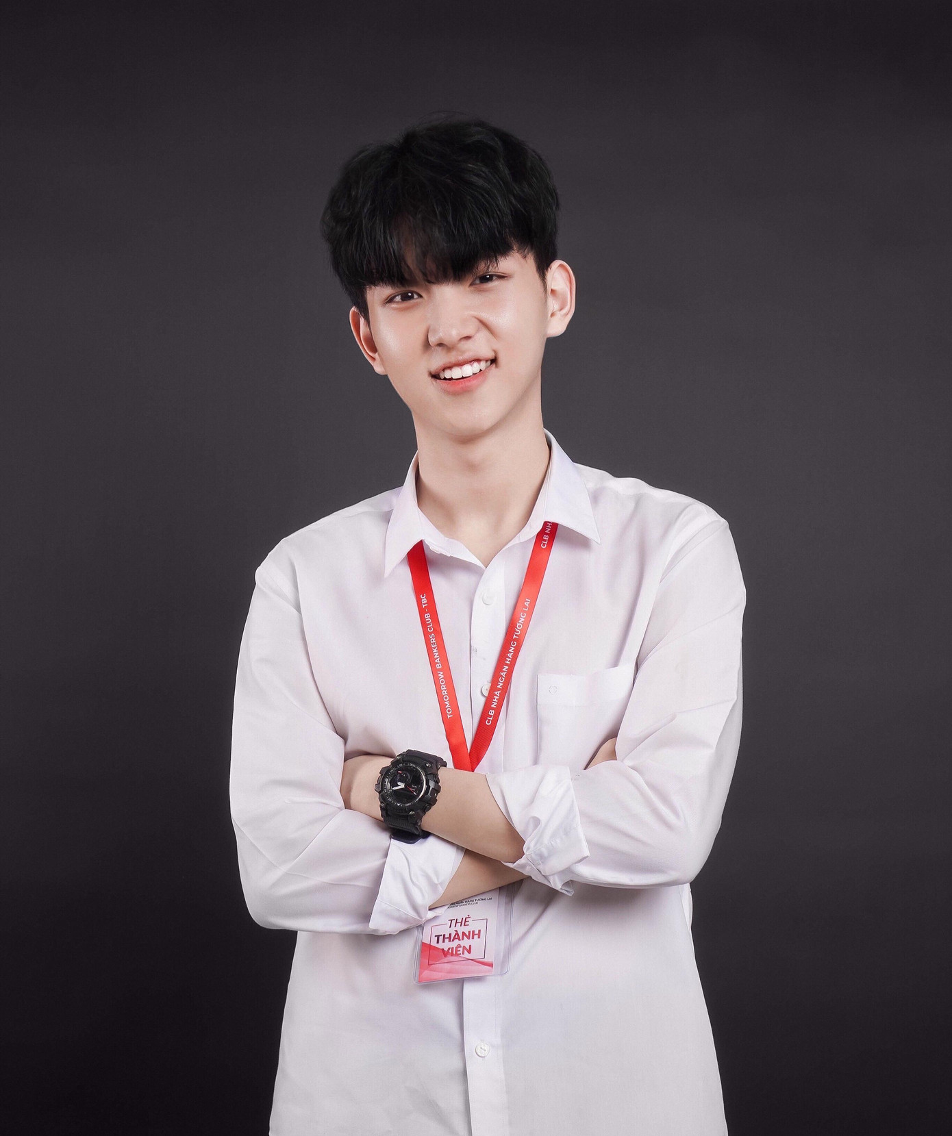 Trần Hồng Quân hiện là sinh viên năm 2, chuyên ngành Tài chính - Ngân hàng, khoa Ngân hàng, Học viện Ngân hàng. Trần Hồng Quân hiện là sinh viên năm 2, chuyên ngành Tài chính - Ngân hàng, khoa Ngân hàng, Học viện Ngân hàng.