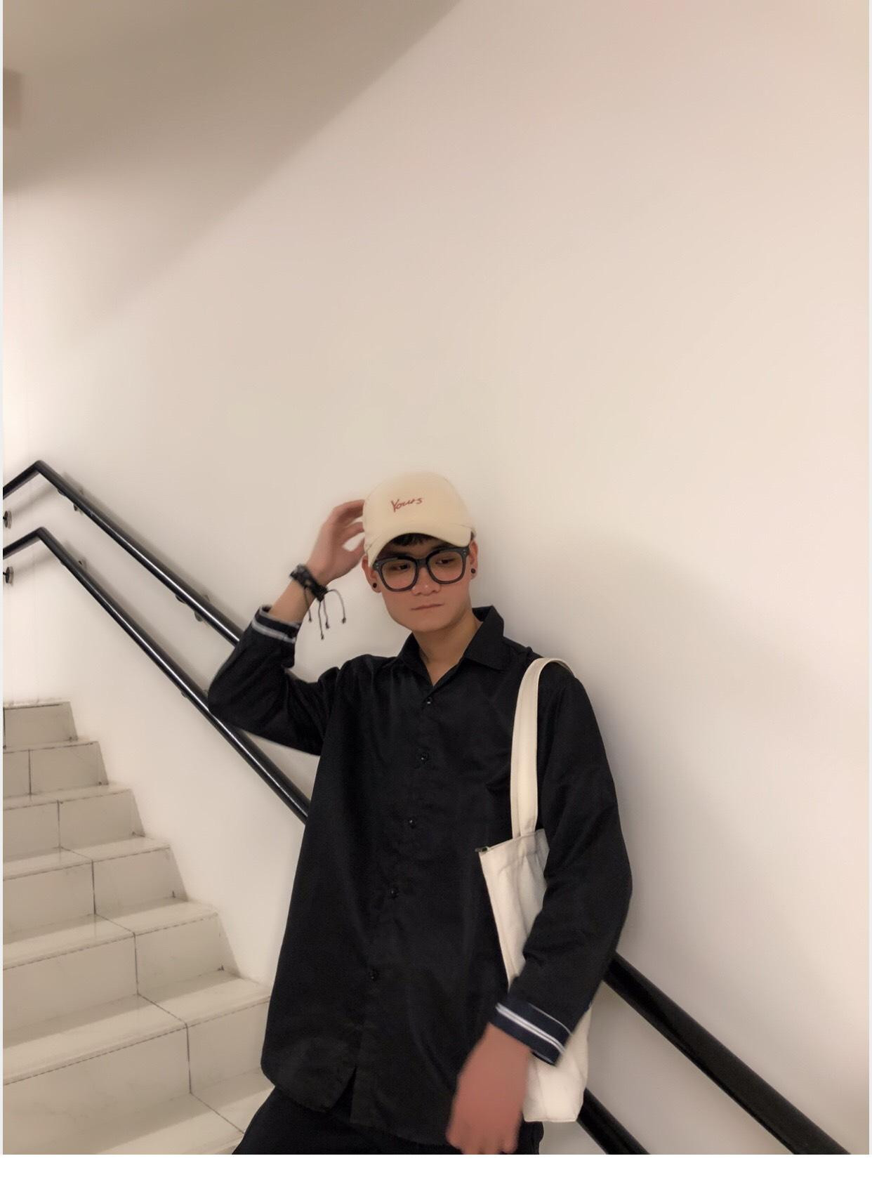 Tuy sinh ra và lớn lên tại Hà Nội, nhưng tất cả mọi thứ về ngành học hay công việc, đều do Văn Minh tự tìm hiểu và chủ động học hỏi.