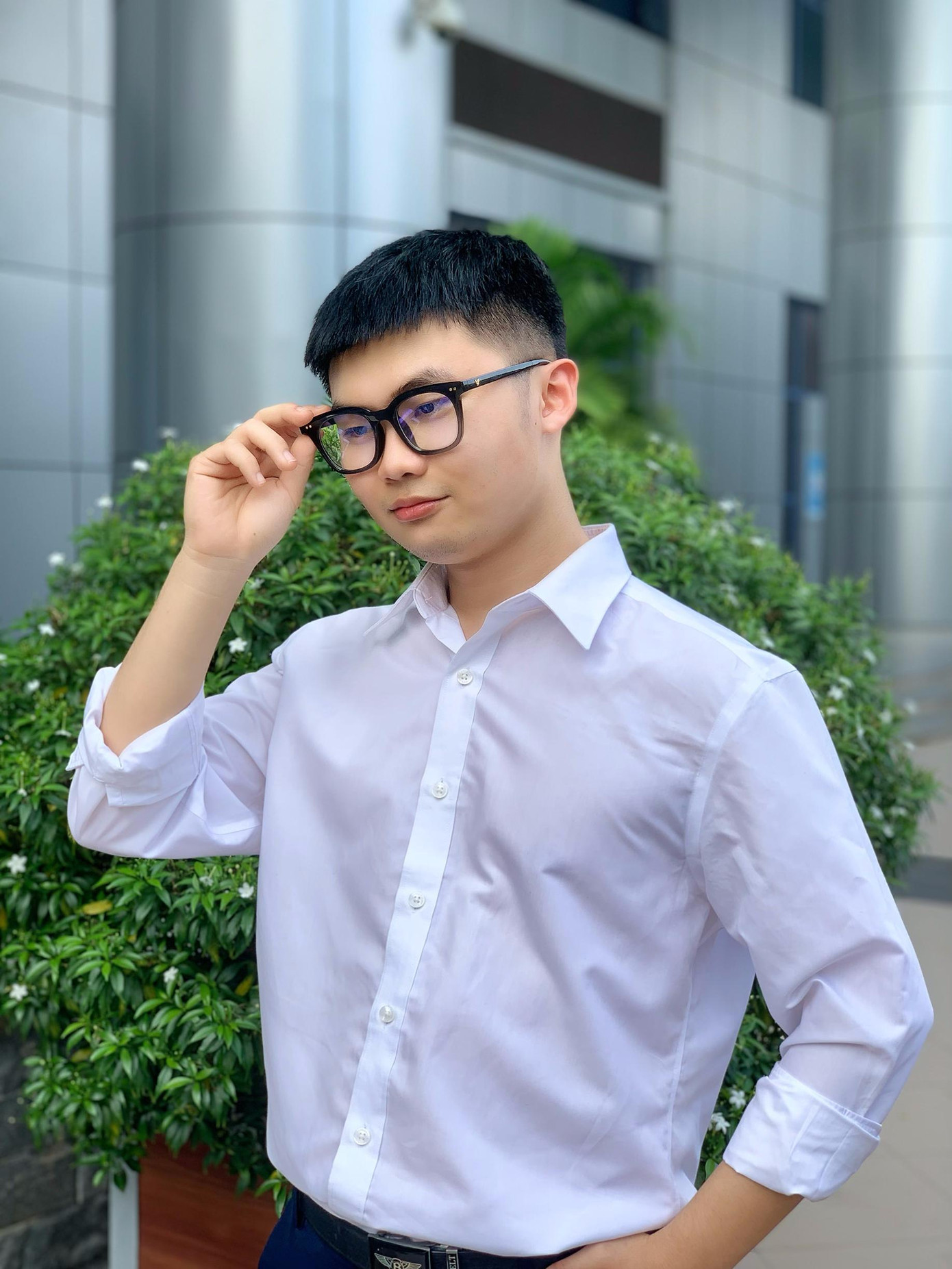 Lê Đức Anh, sinh viên năm 3, Đại học Kinh tế Quốc dân. Lê Đức Anh, sinh viên năm 3, Đại học Kinh tế Quốc dân.