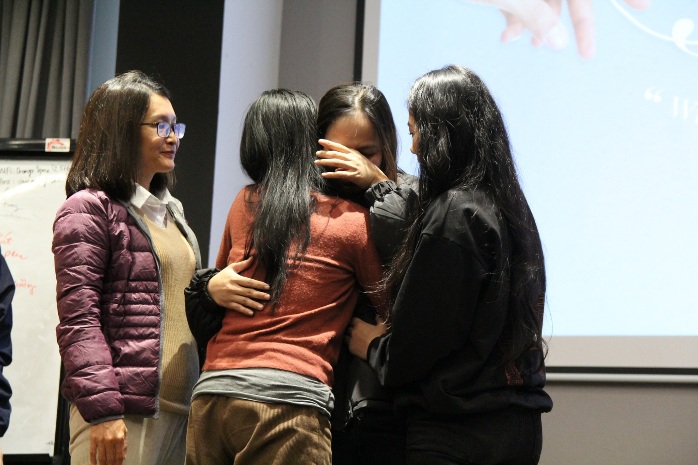 Khán giả được chia sẻ, giãi bày tâm sự. Ảnh 502 Khán giả được chia sẻ, giãi bày tâm sự. Ảnh 502