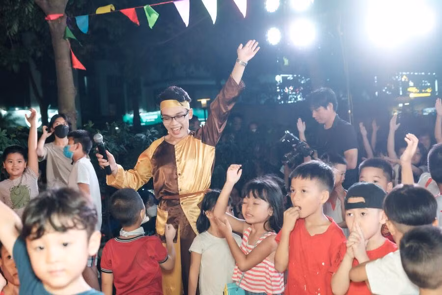 Cũng có một MC Hoàng Nam vui tươi, gần gũi trong các chương trình thiếu nhi.