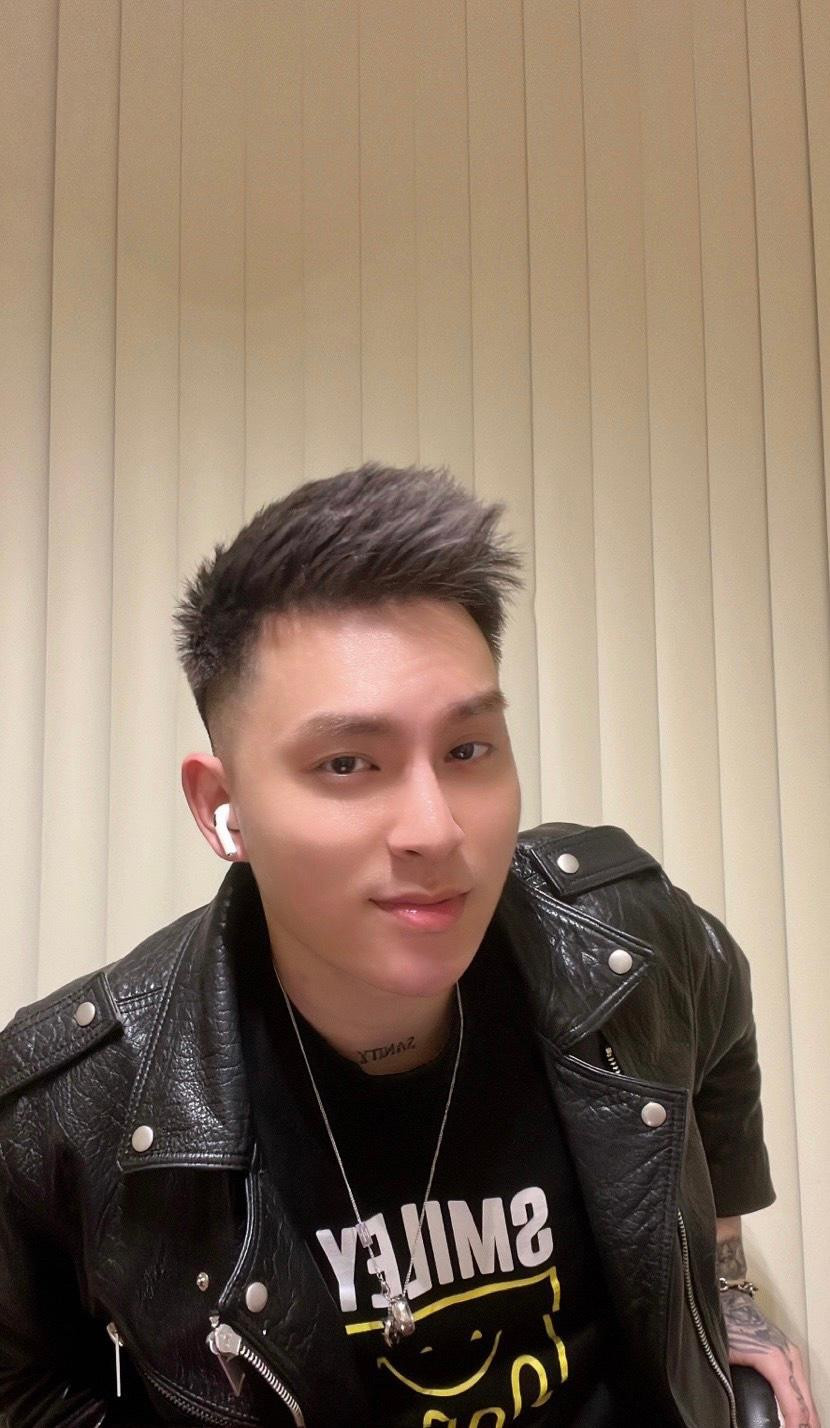 Hiện Minh Hải đang phát triển, kết nối cộng đồng người Việt Nam tại Đức để tạo môi trường giúp bà con cùng quê có thể làm quen, chia sẻ với nhau. Hiện Minh Hải đang phát triển, kết nối cộng đồng người Việt Nam tại Đức để tạo môi trường giúp bà con cùng quê có thể làm quen, chia sẻ với nhau.