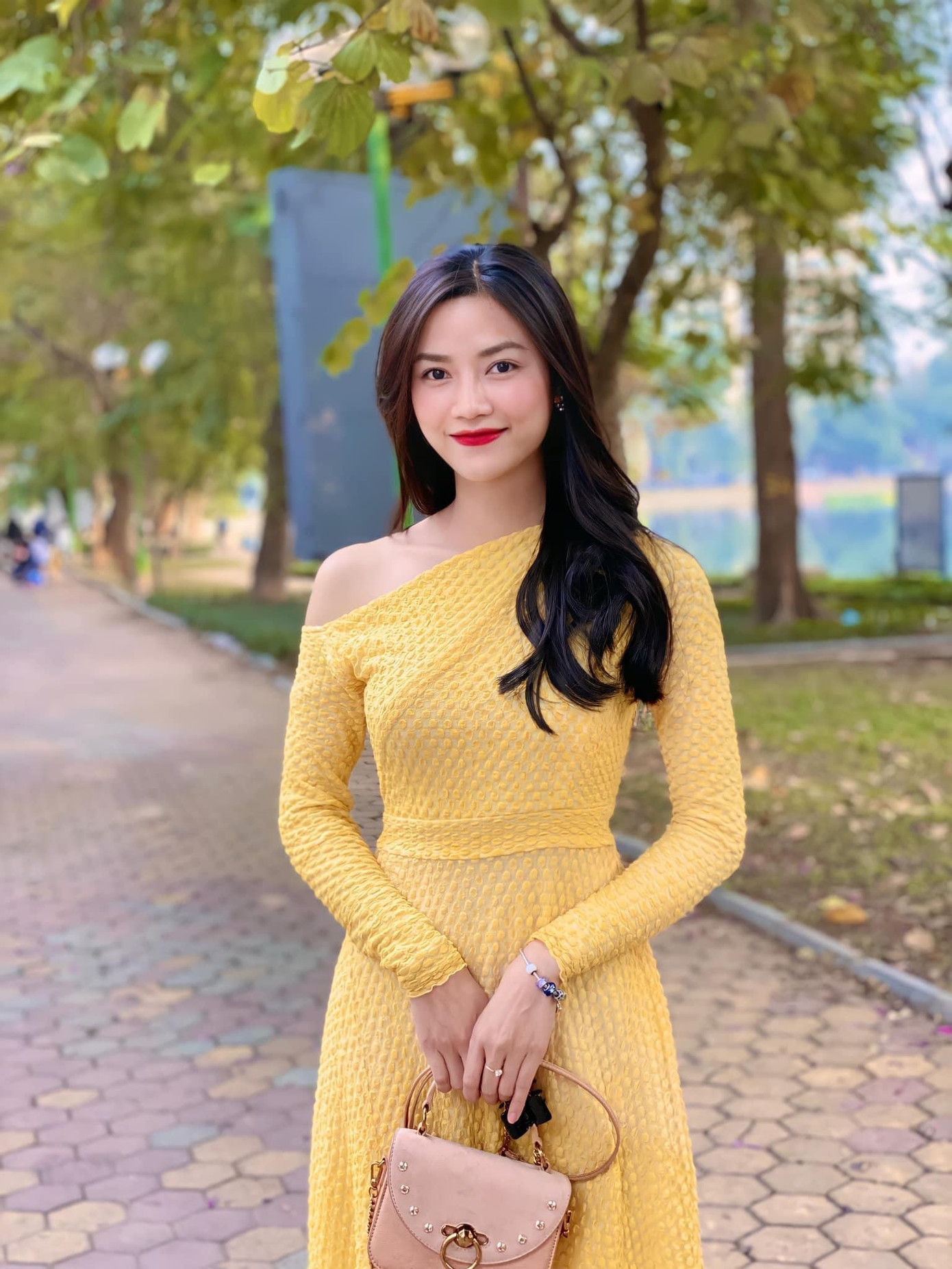 Đối với Anh Đào, được theo đuổi đam mê, dù với bất kỳ vai diễn nào với cô đều rất ý nghĩa.