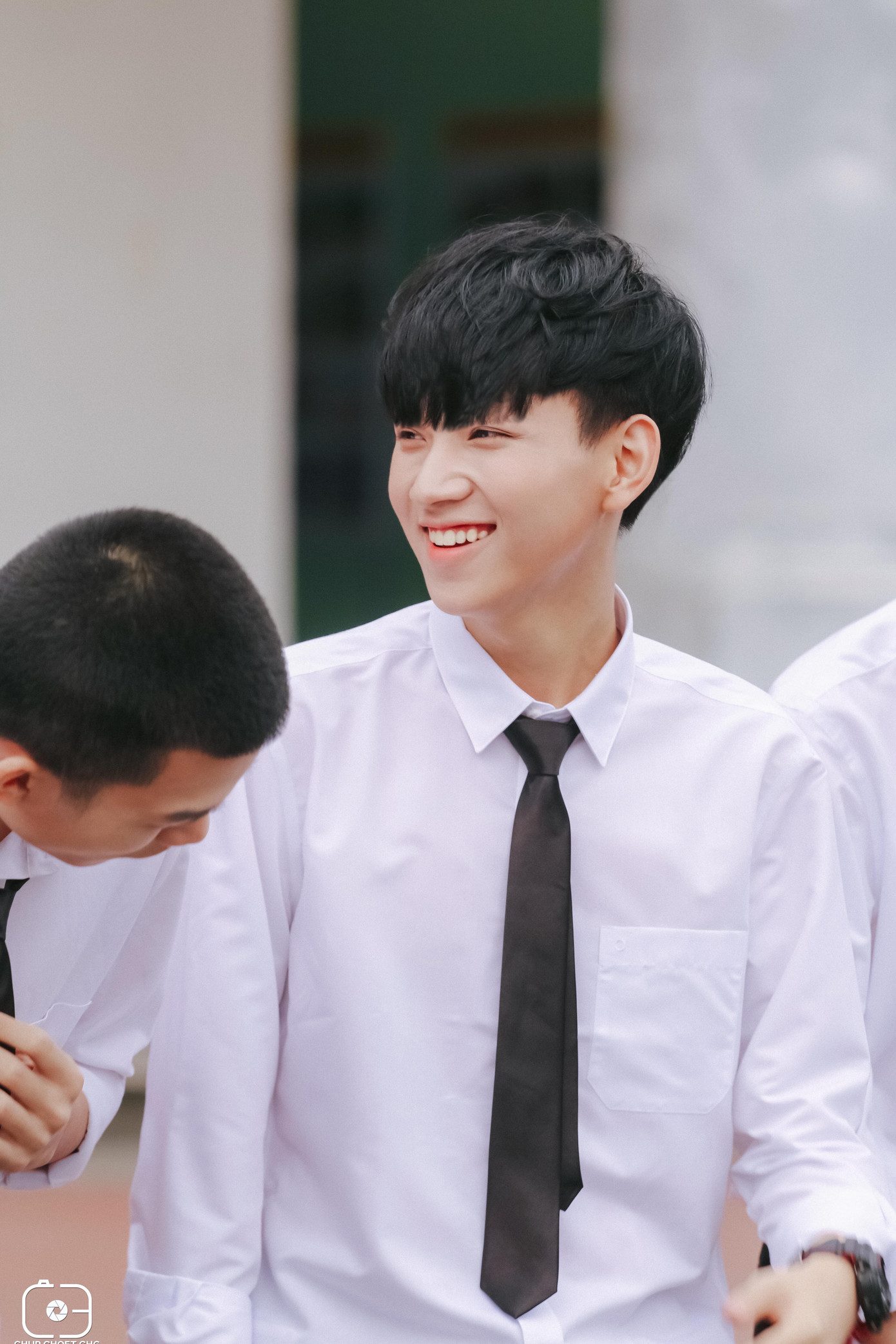 Quan điểm sống mà Hồng Quân hướng tới đó là việc luôn “Rời khỏi vòng tròn an toàn của bản thân”. Quan điểm sống mà Hồng Quân hướng tới đó là việc luôn “Rời khỏi vòng tròn an toàn của bản thân”.