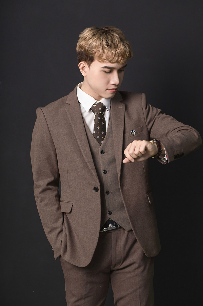 Tự nhận thấy, bản thân không phải là một người có thể dành nhiều thời gian cho việc học, vậy nên ngay từ khi bước chân vào Đại học, Mạnh Dũng đã sắp xếp thời gian hợp lý giữa việc học tập và giải trí. Tự nhận thấy, bản thân không phải là một người có thể dành nhiều thời gian cho việc học, vậy nên ngay từ khi bước chân vào Đại học, Mạnh Dũng đã sắp xếp thời gian hợp lý giữa việc học tập và giải trí.