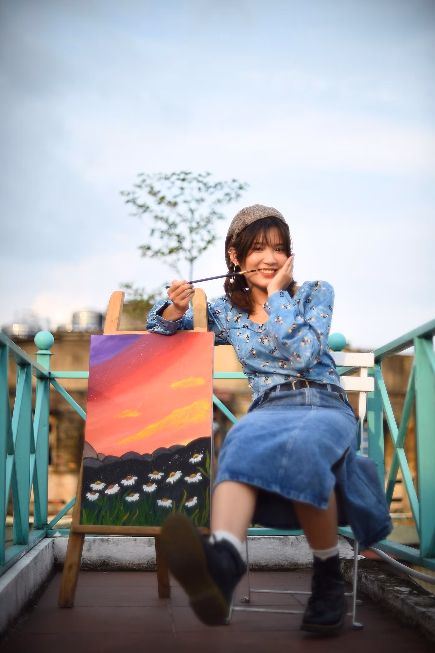 Hội hoạ là cách nuôi dưỡng tâm hồn của Phương Linh. Hội hoạ là cách nuôi dưỡng tâm hồn của Phương Linh.