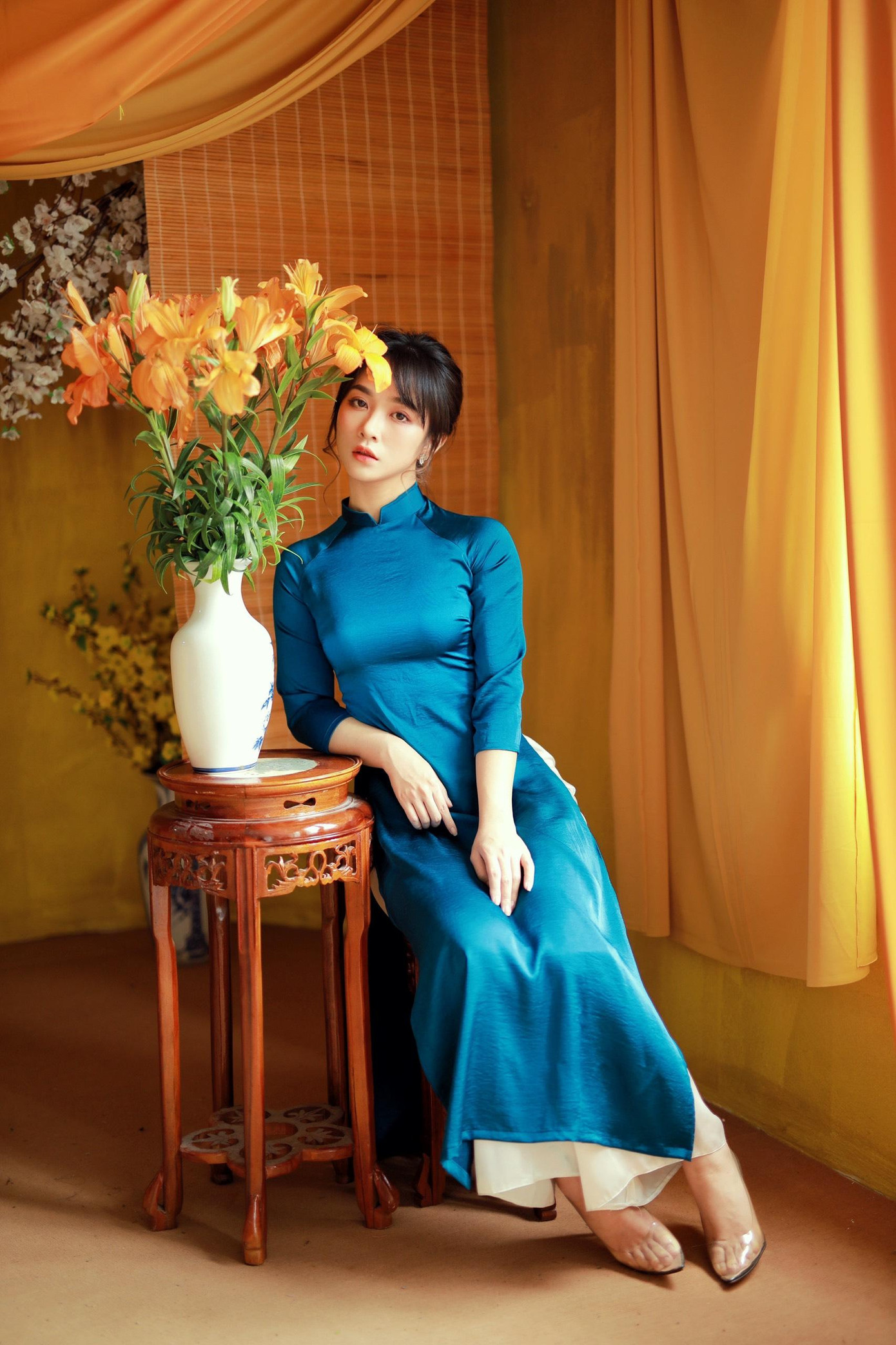 Minh Châu hạnh phúc khi được đoàn tụ với gia đình trong suốt 1 năm xa cách bởi dịch bệnh.