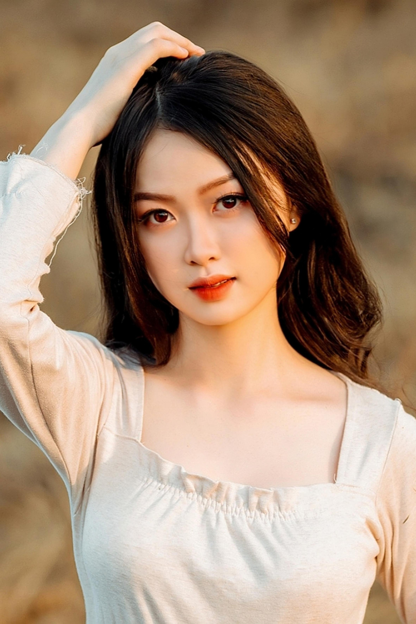 Theo đuổi nghề đến nay đã được hơn 2 năm, công việc mẫu ảnh đã giúp Trúc Hà thay đổi và ổn định cuộc sống.