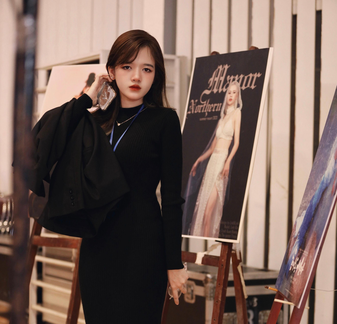 Vũ Minh Châu 19 tuổi hiện đang là sinh viên năm 2, trường Đại học Kiến trúc Hà Nội, ngành thiết kế Nội Thất.