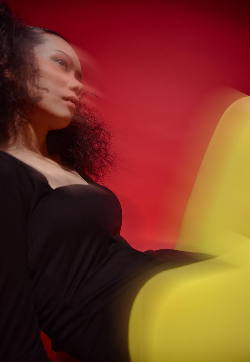 Với Thanh Bình, chỉ “xinh” thôi thì chưa đủ để trở thành một người mẫu ảnh, mà còn cần phải sự độc, lạ và đặc biệt là tự tin của bản thân.