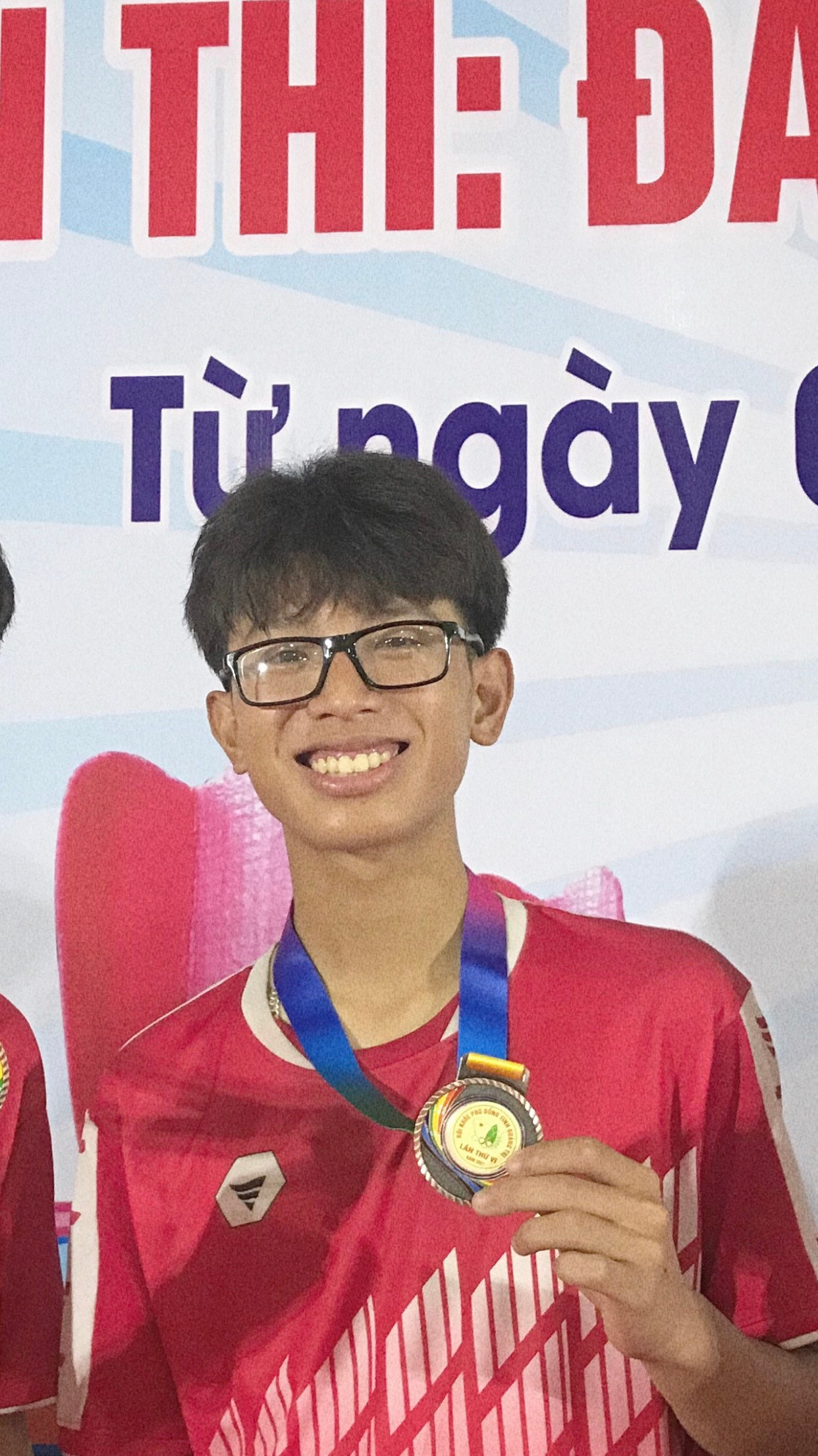 Hồ Gia Huy hiện đang là sinh viên Học viện Công nghệ Bưu chính viễn thông. Hồ Gia Huy hiện đang là sinh viên Học viện Công nghệ Bưu chính viễn thông.