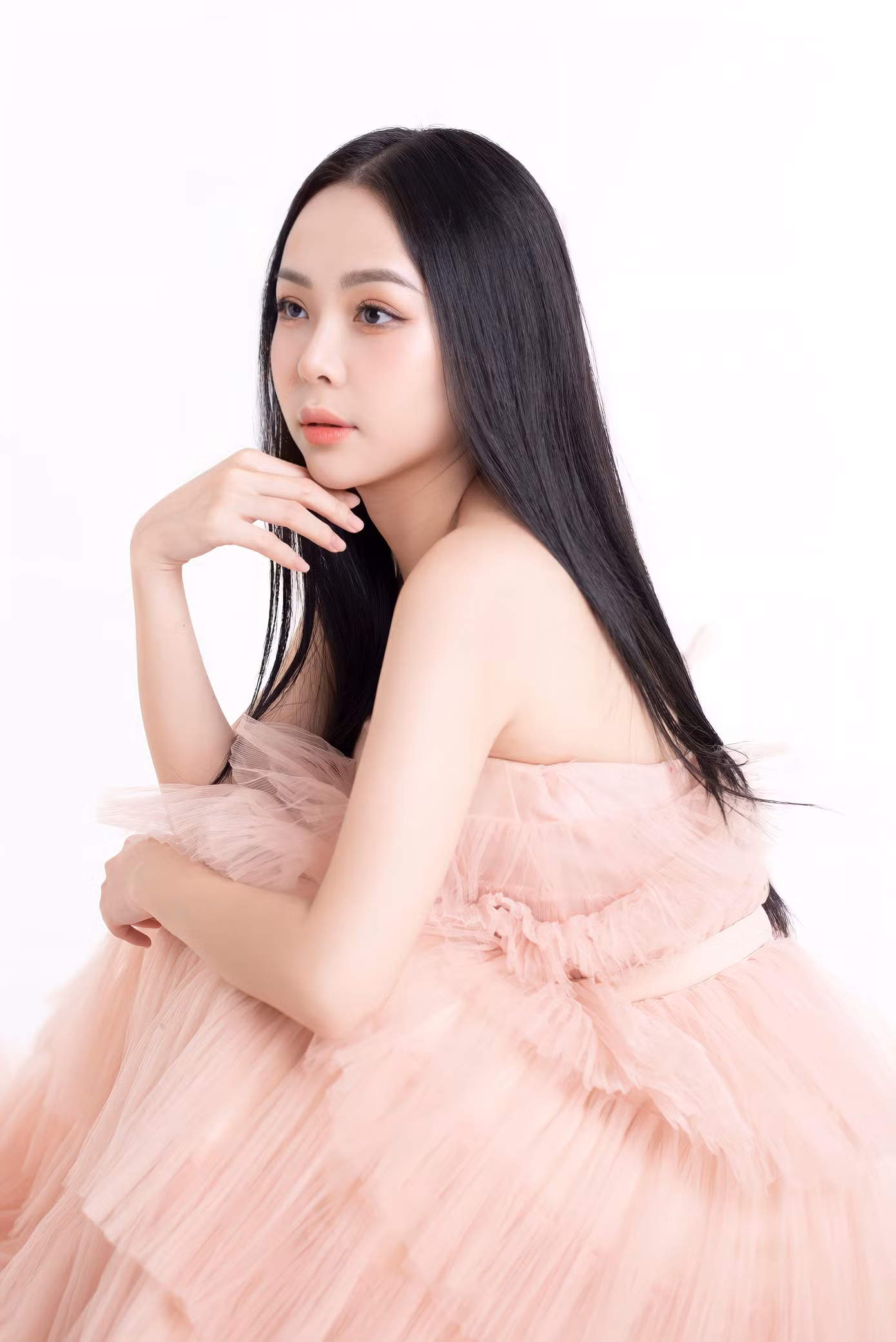 Nếu đã là “bạn đời’’ thì vị trí tốt nhất là đồng hành, vì có đồng hành mới có thể thông cảm và chia sẻ.