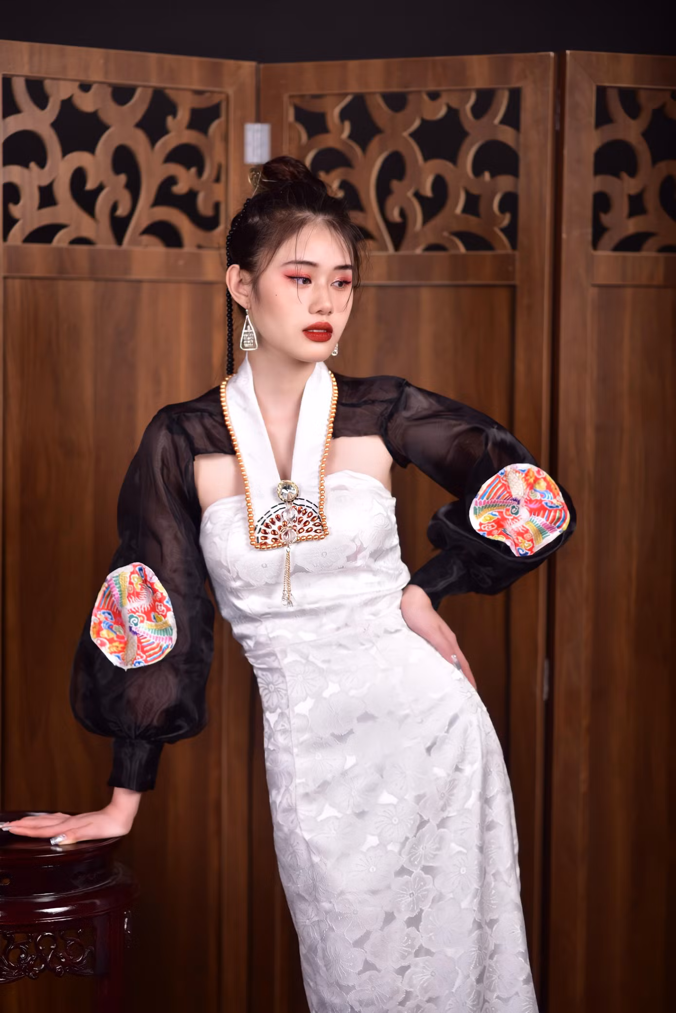 Ngân Hà có niềm đam mê lớn đối với cổ phục Việt Nam và thường hay lấy Việt phục làm ý tưởng cho các thiết kế của mình. Ngân Hà có niềm đam mê lớn đối với cổ phục Việt Nam và thường hay lấy Việt phục làm ý tưởng cho các thiết kế của mình.