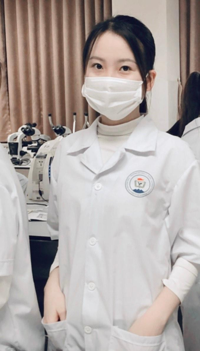 Với sự nỗ lực, chăm chỉ học tập rèn luyện Thu Trà mong muốn được trở thành một bác sĩ giỏi để cống hiến, giúp đỡ mọi người.