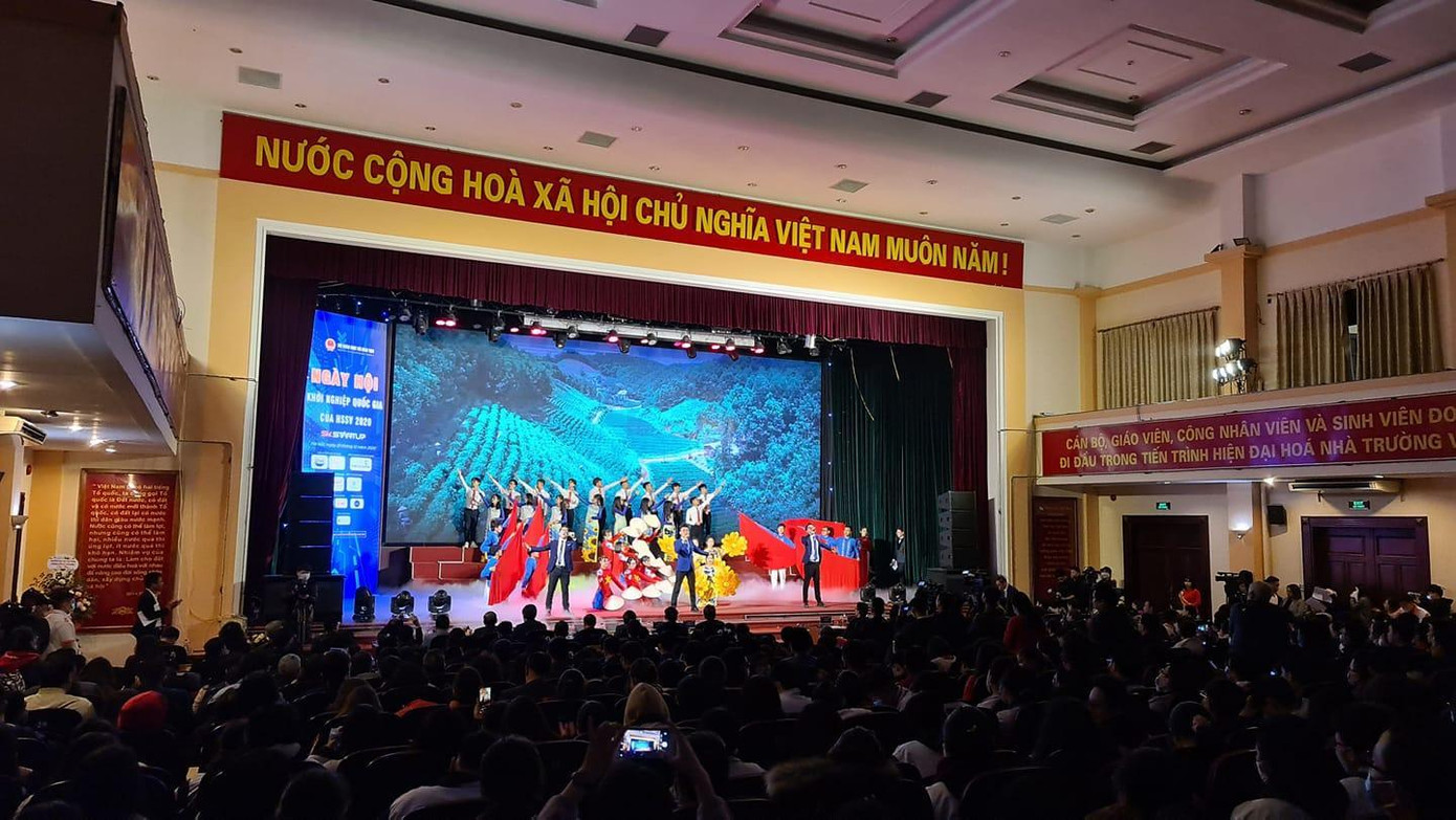 Tiết mục văn nghệ biểu diễn tại Ngày hội Khởi nghiệp Quốc gia HSSV năm 2020 do Bộ Giáo dục và Đào tạo tổ chức.