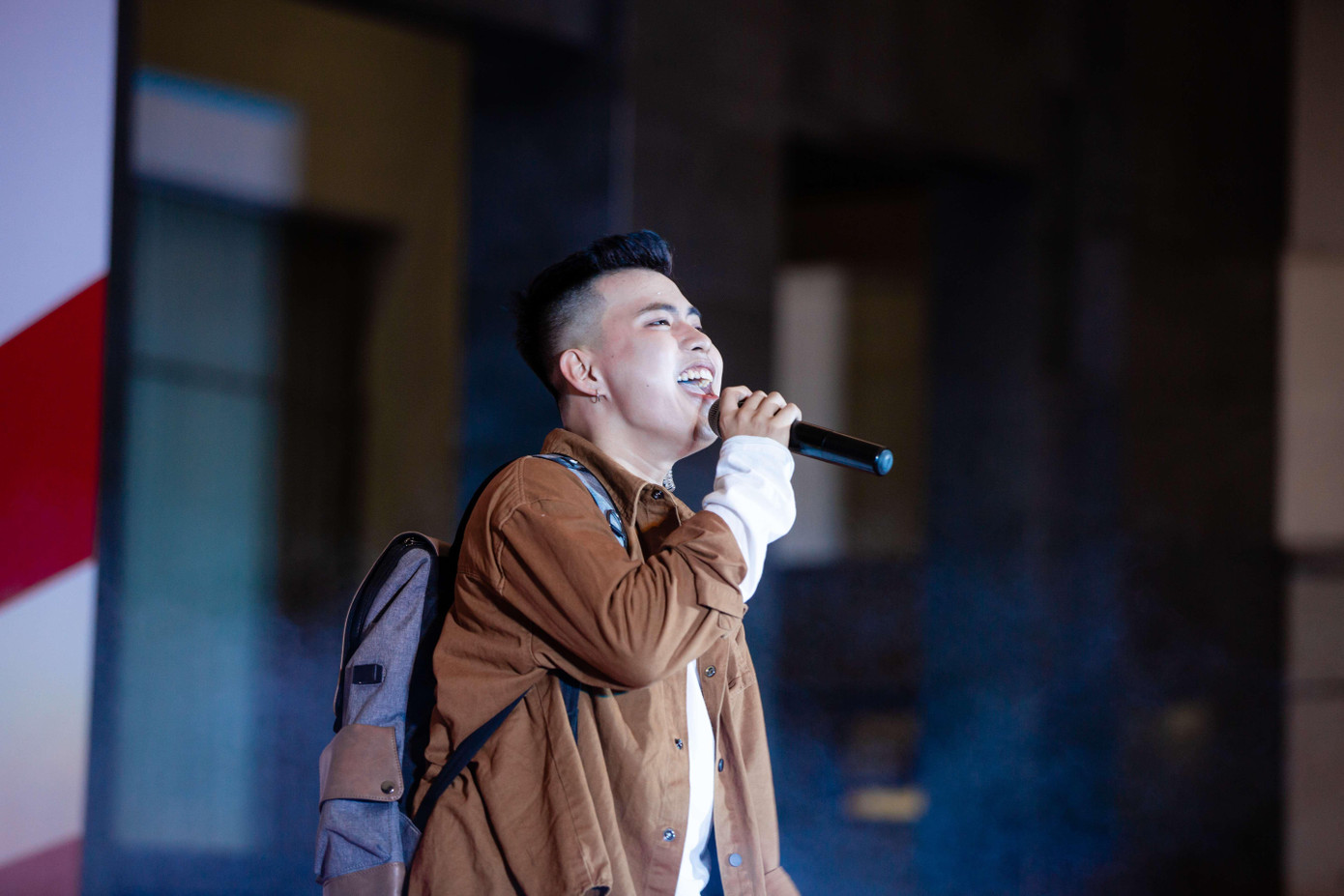 Nam sinh không ngần ngại học thêm chuyên ngành hoàn toàn mới. Nam sinh không ngần ngại học thêm chuyên ngành hoàn toàn mới.