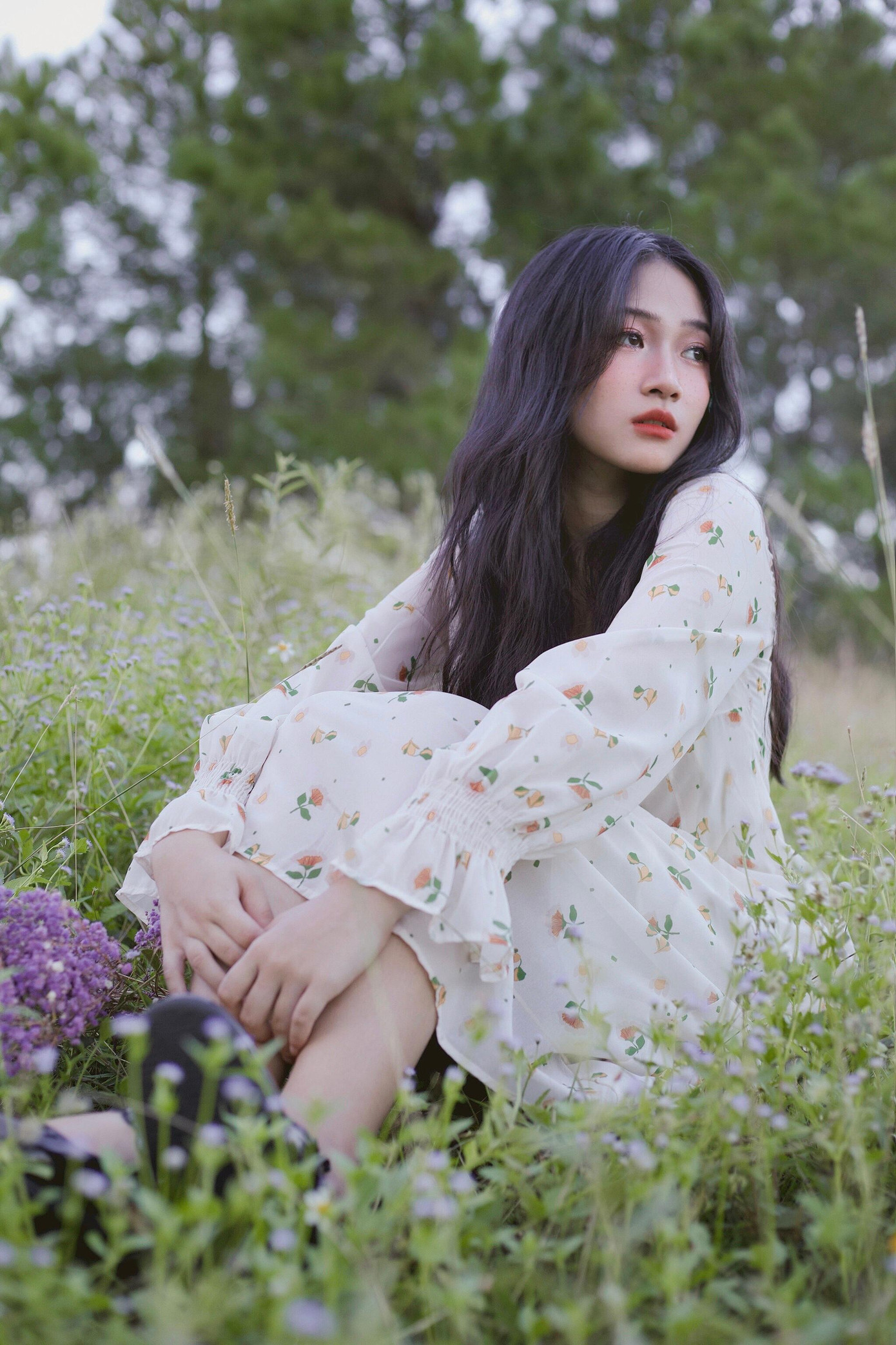 Là một người yêu cái đẹp và muốn tạo ra cái đẹp, Thủy Tiên có niềm đam mê đặc biệt với Nhiếp ảnh.