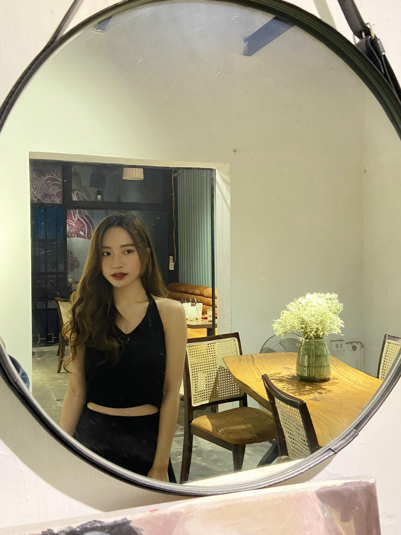 Có một câu nói mà Trà My vô cùng tâm đắc: “You can have it all. Just not all at once” - “Bạn có thể có tất cả. Chỉ không phải tất cả cùng một lúc.” - Oprah Winfrey. Có một câu nói mà Trà My vô cùng tâm đắc: “You can have it all. Just not all at once” - “Bạn có thể có tất cả. Chỉ không phải tất cả cùng một lúc.” - Oprah Winfrey.