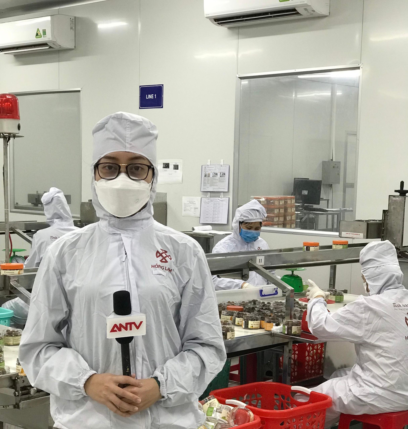 Minh Phương trong một buổi tác nghiệp.