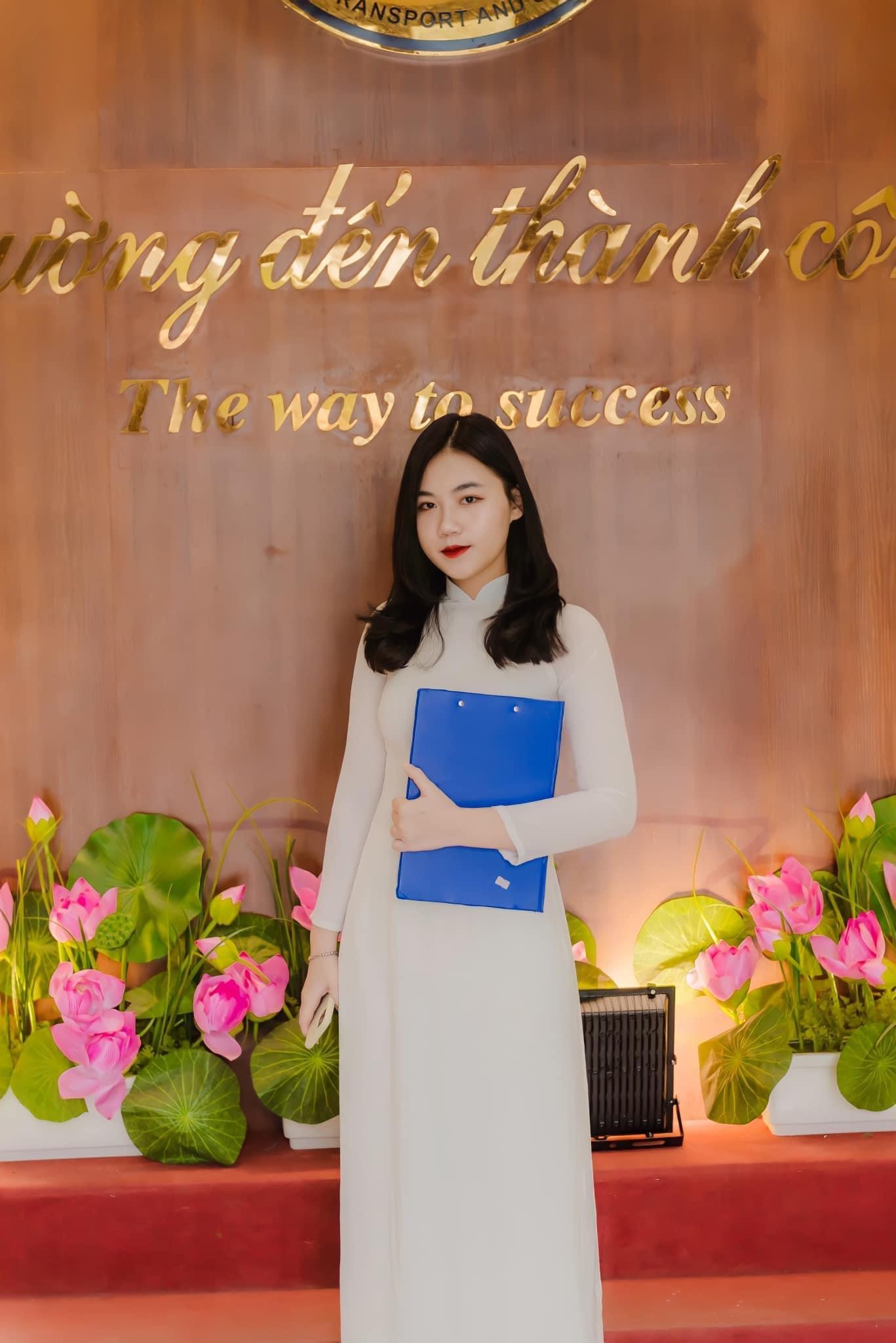 Áp lực tạo nên bản lĩnh, không sợ sai, chỉ sợ không có cơ hội để biết mình sai và sửa.