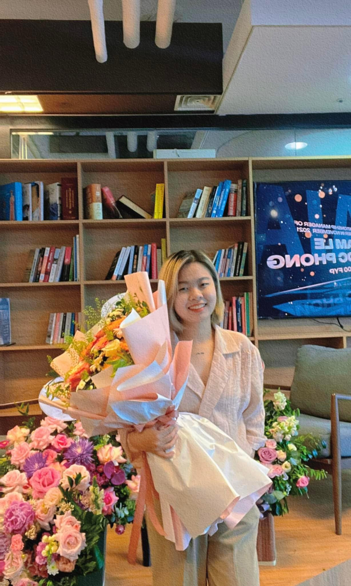 Linh Chi - Cử nhân ngành Kế toán Doanh nghiệp, Học viện Tài chính. Linh Chi - Cử nhân ngành Kế toán Doanh nghiệp, Học viện Tài chính.